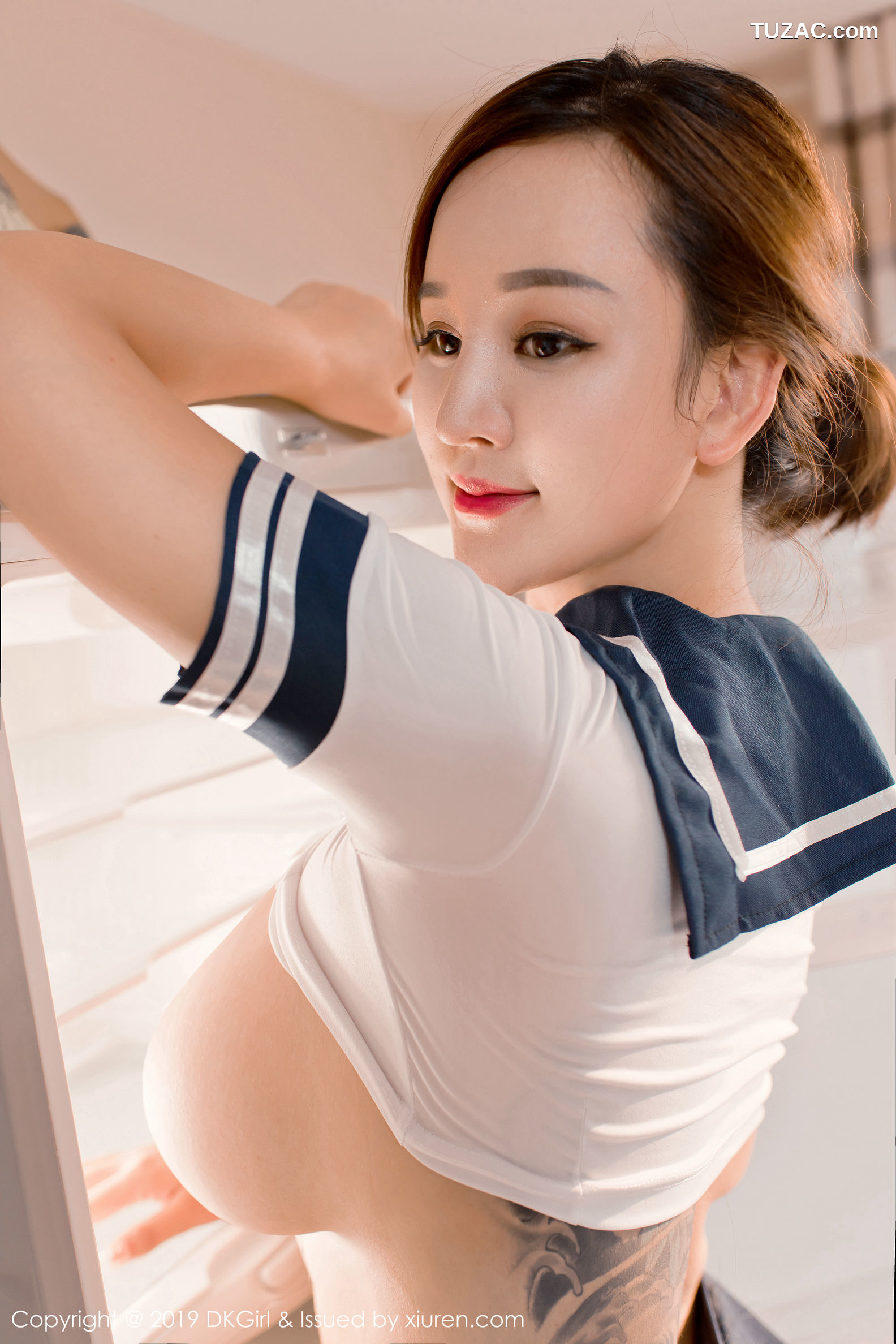 DKGirl御女郎-110-潘琳琳ber-性感学生装制服诱惑
