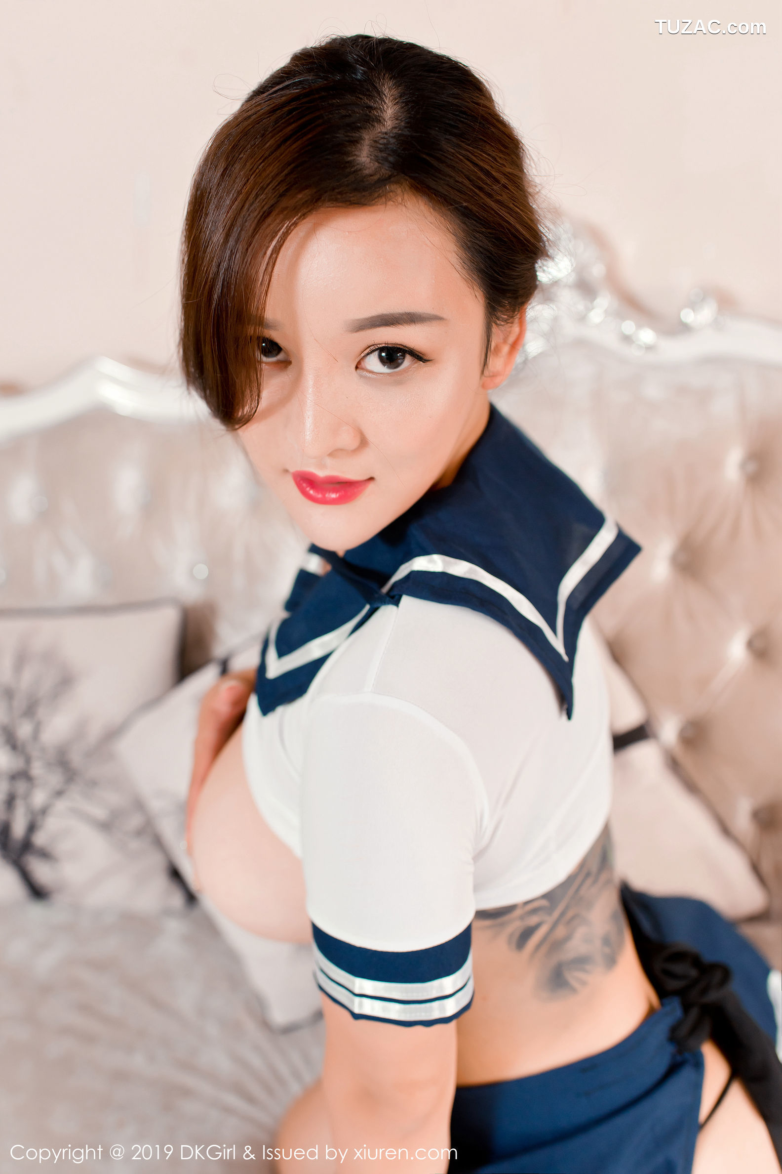 DKGirl御女郎-110-潘琳琳ber-性感学生装制服诱惑