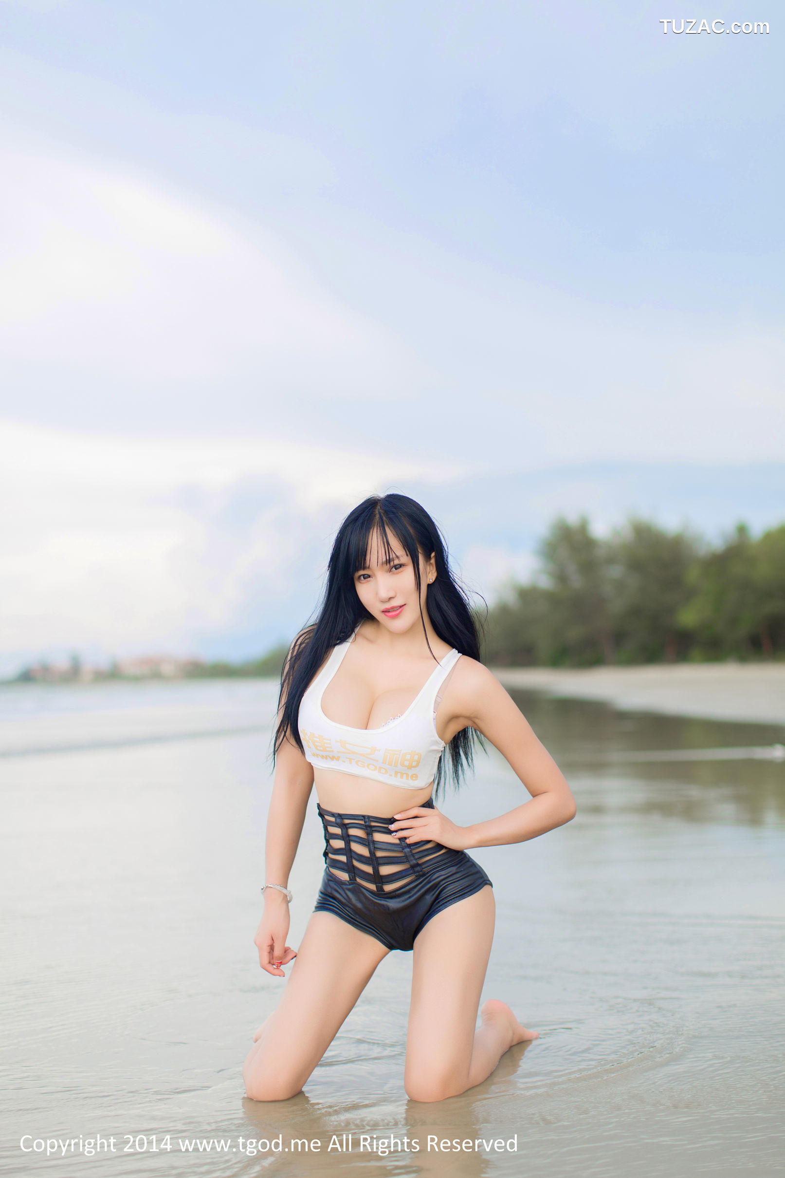 TGOD推女神-2014.11.17-杨上萱-《女警司的诱惑》-沙巴旅拍-第2弹