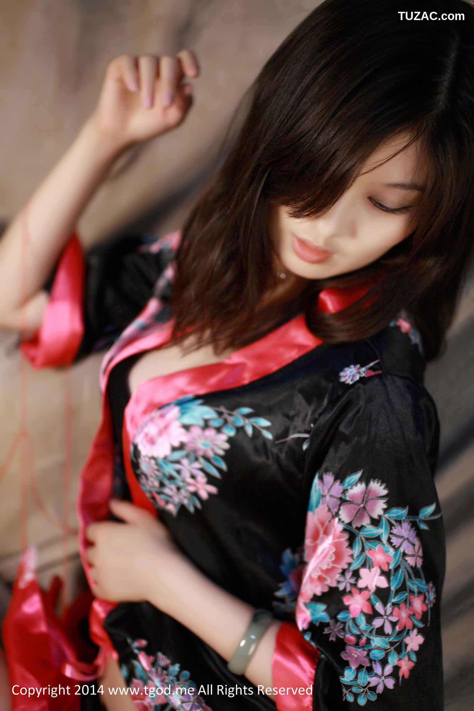 TGOD推女神-2014.12.05-现役空姐槿馨-《优雅！蜜桃成熟时》