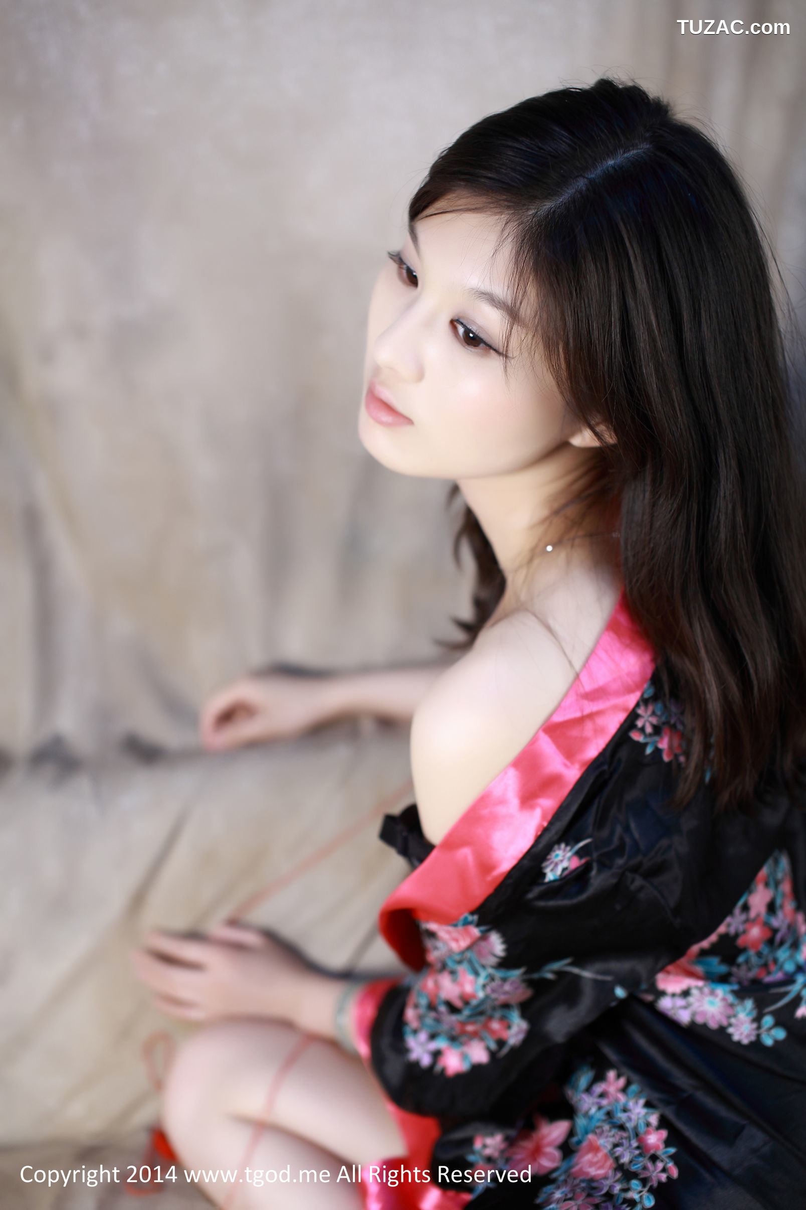 TGOD推女神-2014.12.05-现役空姐槿馨-《优雅！蜜桃成熟时》