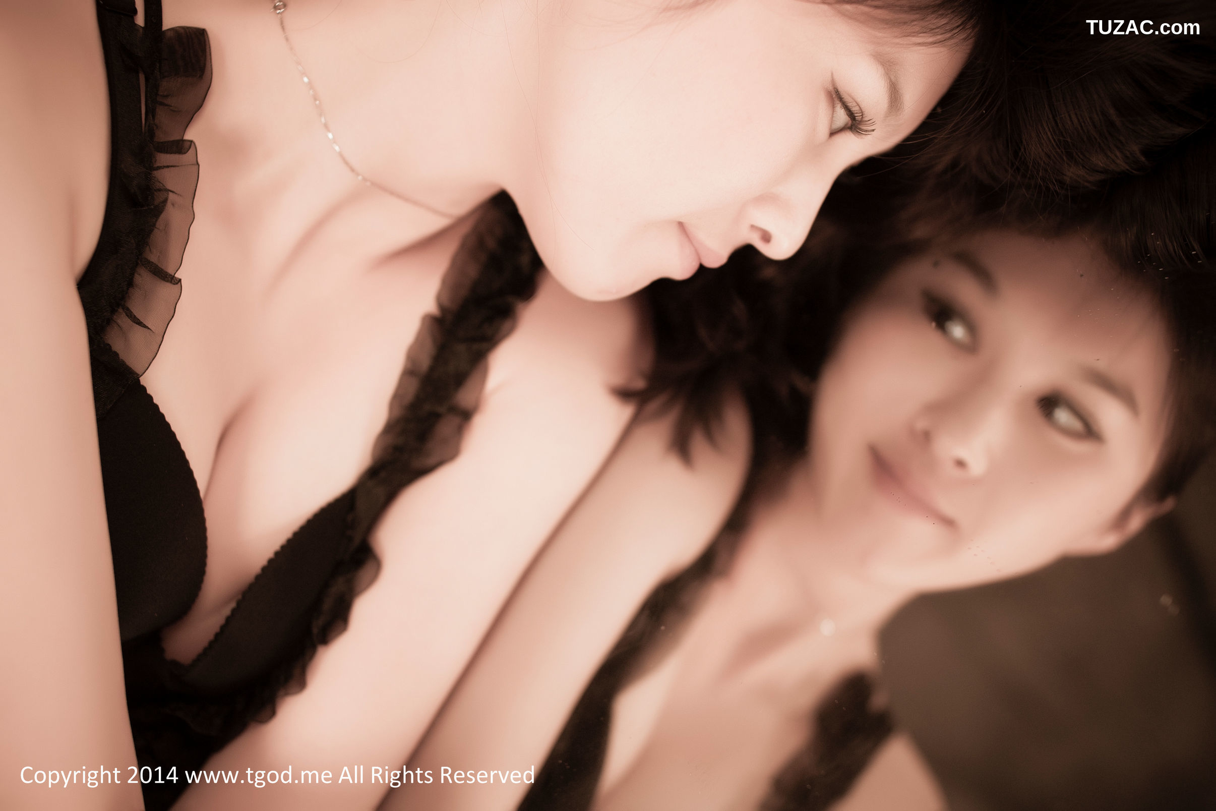 TGOD推女神-2014.12.05-现役空姐槿馨-《优雅！蜜桃成熟时》