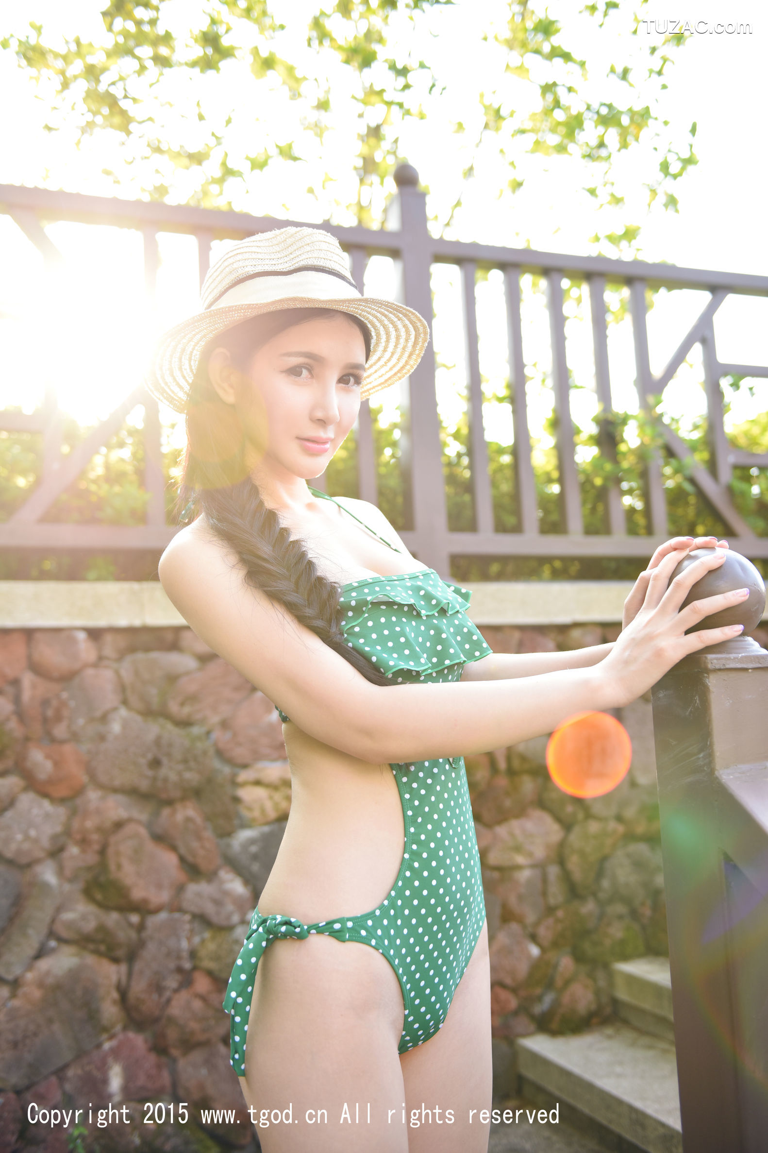 TGOD推女神-2015.09.14-顾欣怡-《云曼旅拍》第一刊-比基尼系列