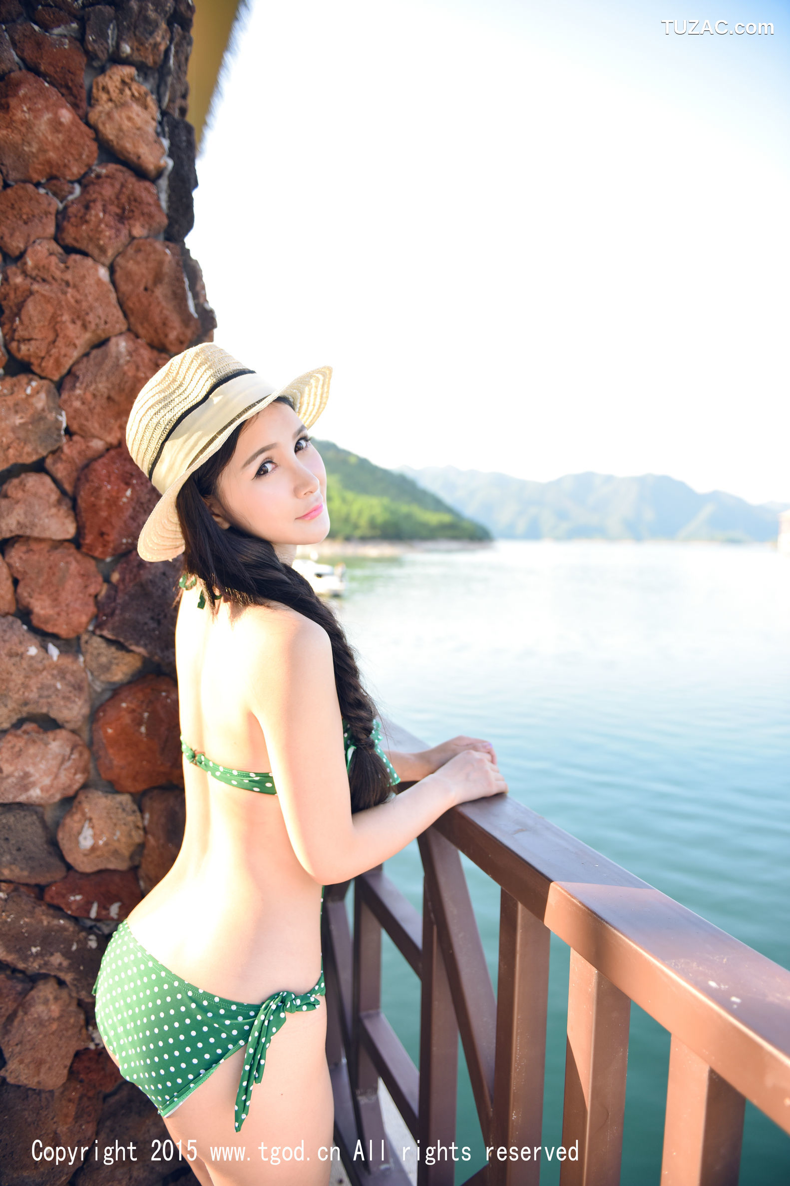 TGOD推女神-2015.09.14-顾欣怡-《云曼旅拍》第一刊-比基尼系列