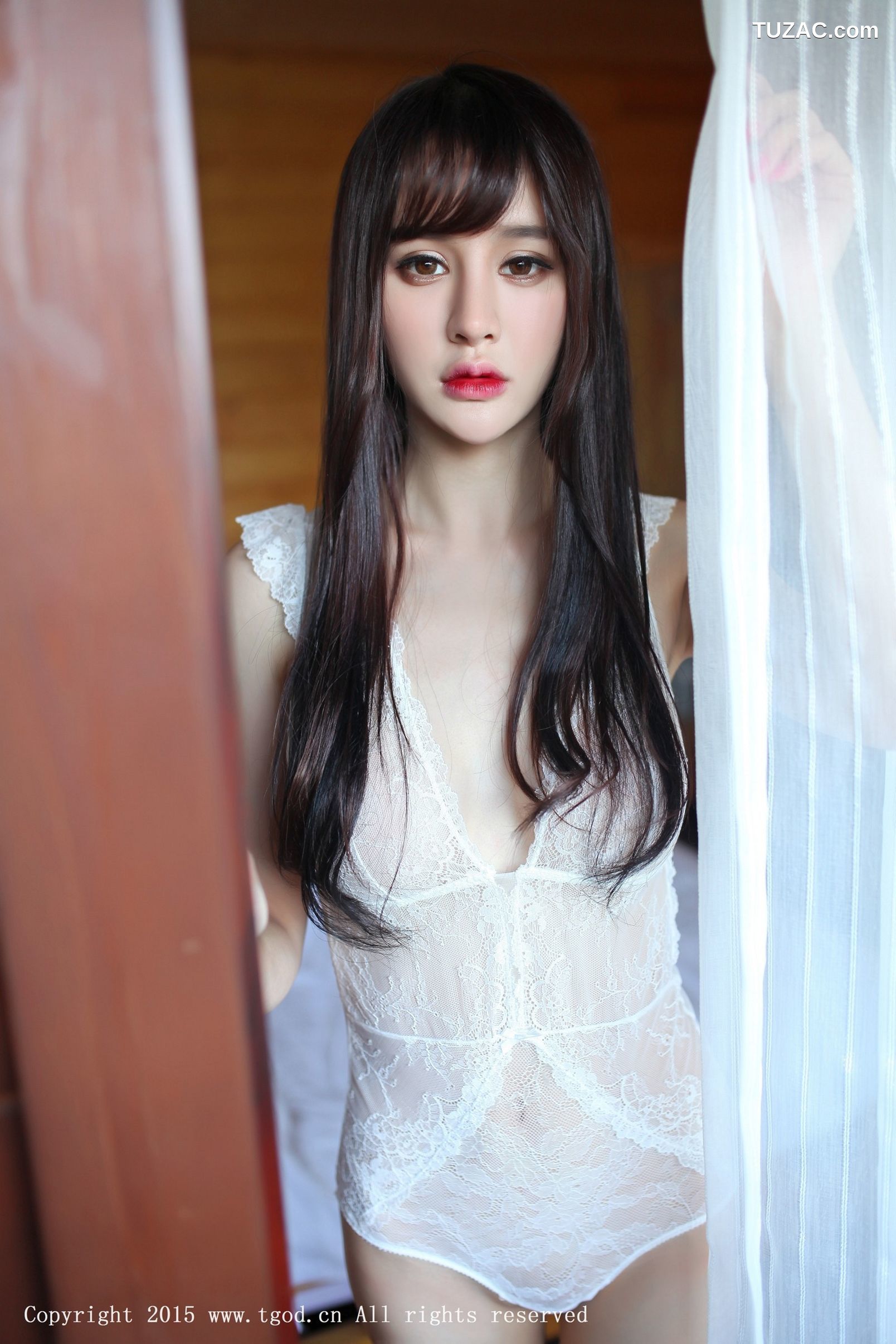 TGOD推女神-2015.09.17-青树-《云曼旅拍》-第一刊-热裤蕾丝