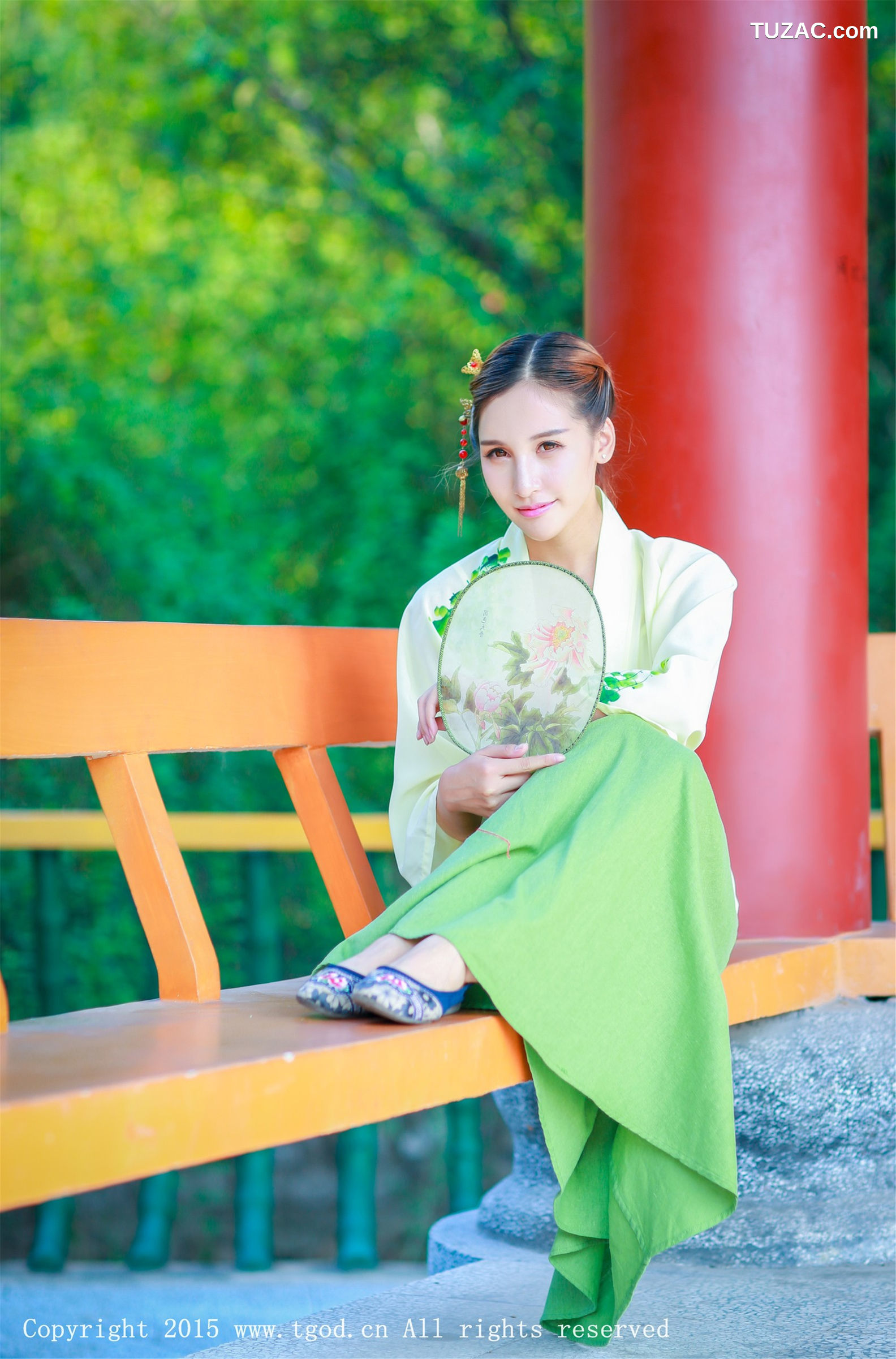 TGOD推女神-2015.09.22-艾希Ice-《女神身着清新汉服-从湖畔缓缓走来》