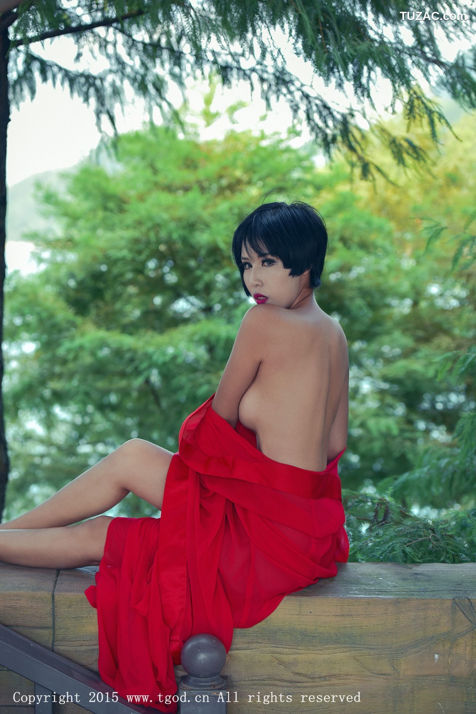 TGOD推女神-2015.09.28-娜依灵儿-《云曼旅拍》第三刊-清新人体艺术