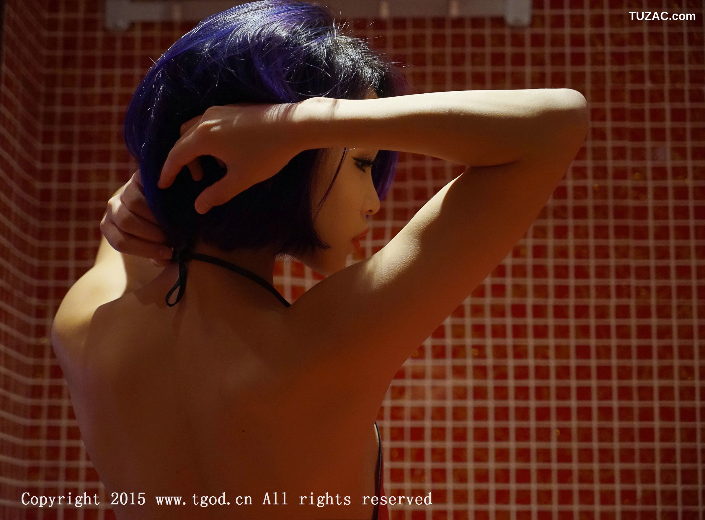 TGOD推女神-2015.10.28-Cyberjelly霜爷-《霸气女神》人体私拍系列