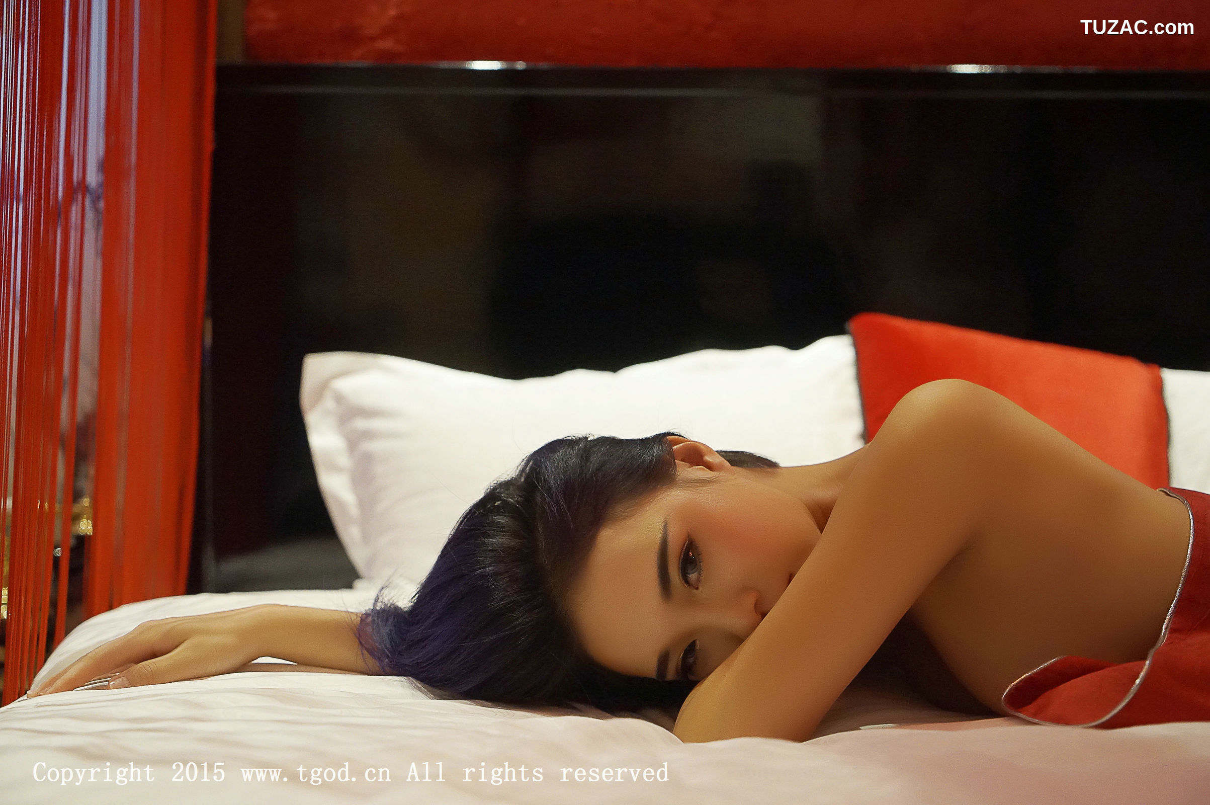 TGOD推女神-2015.10.28-Cyberjelly霜爷-《霸气女神》人体私拍系列