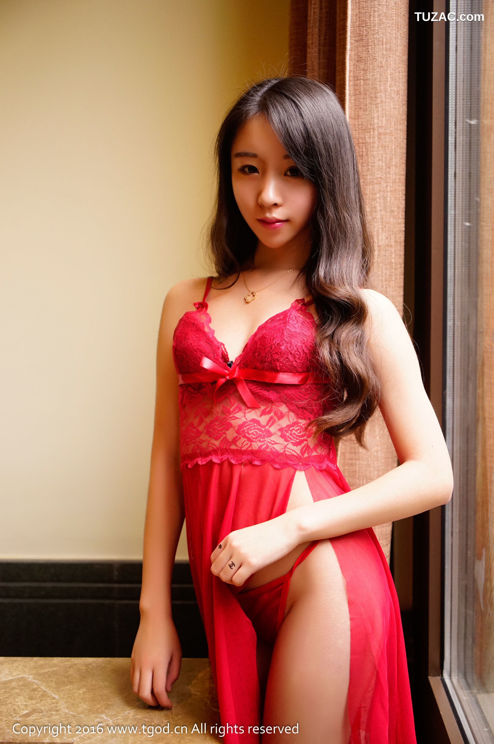 TGOD推女神-2016.01.06-梓萱Crystal-《清纯惹火的乖乖女》御水温泉旅拍-第一刊