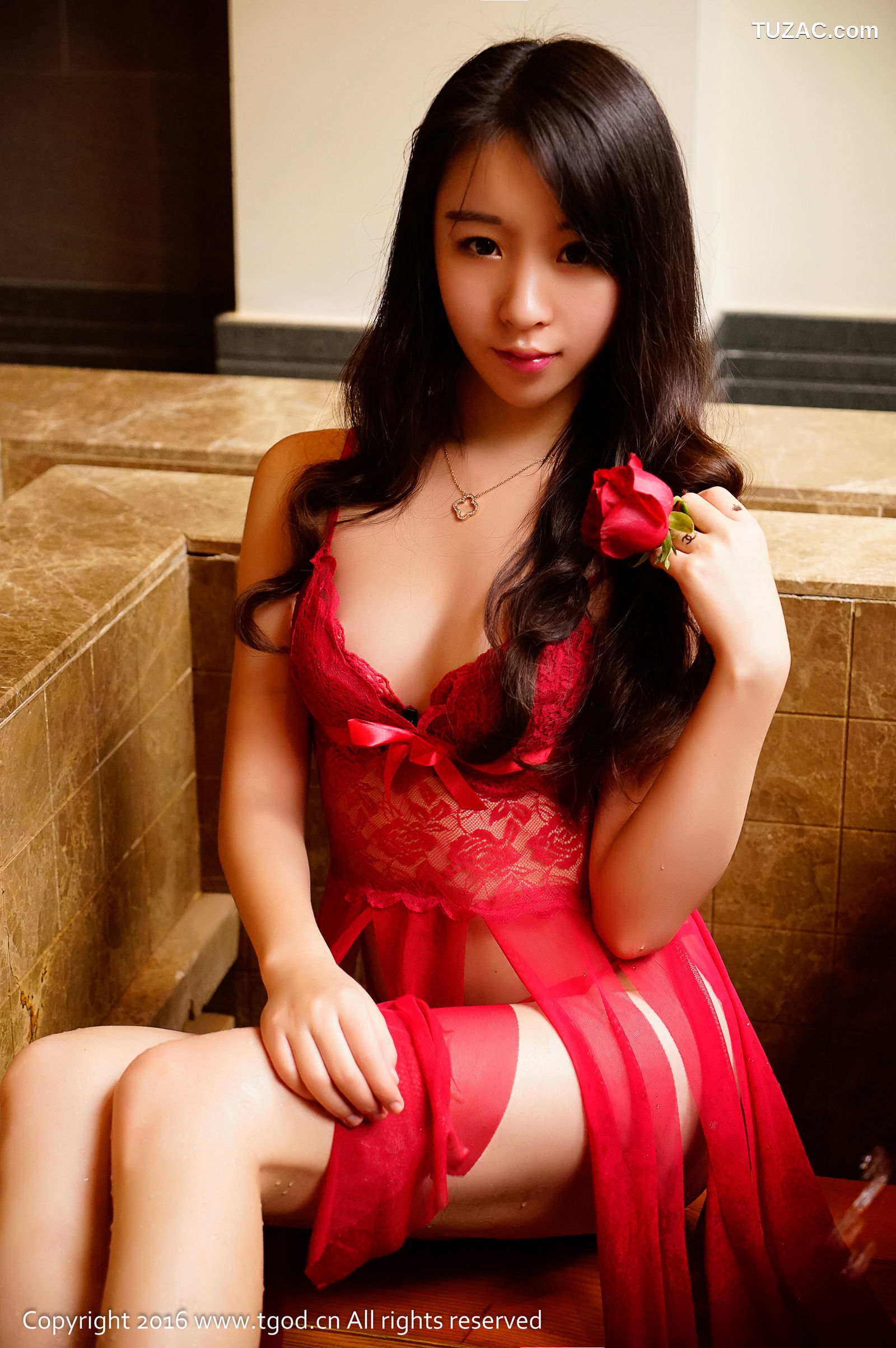 TGOD推女神-2016.01.06-梓萱Crystal-《清纯惹火的乖乖女》御水温泉旅拍-第一刊