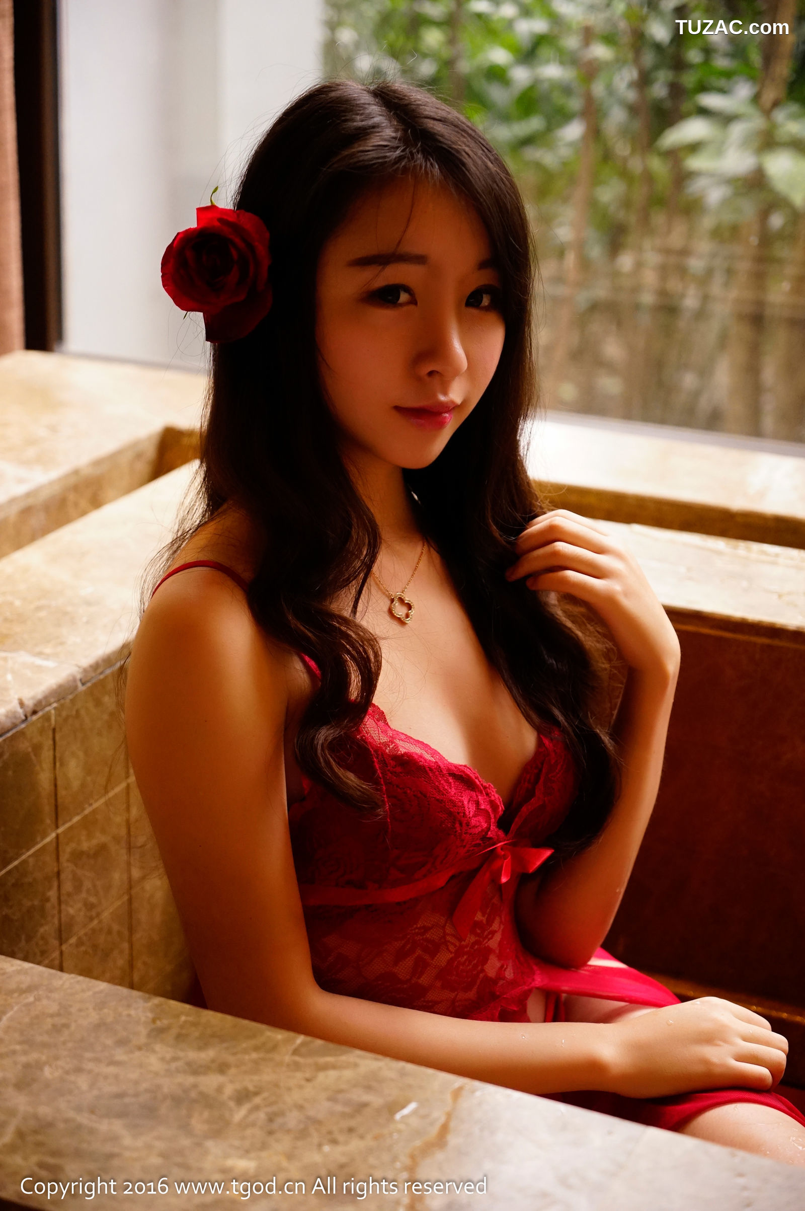 TGOD推女神-2016.01.06-梓萱Crystal-《清纯惹火的乖乖女》御水温泉旅拍-第一刊