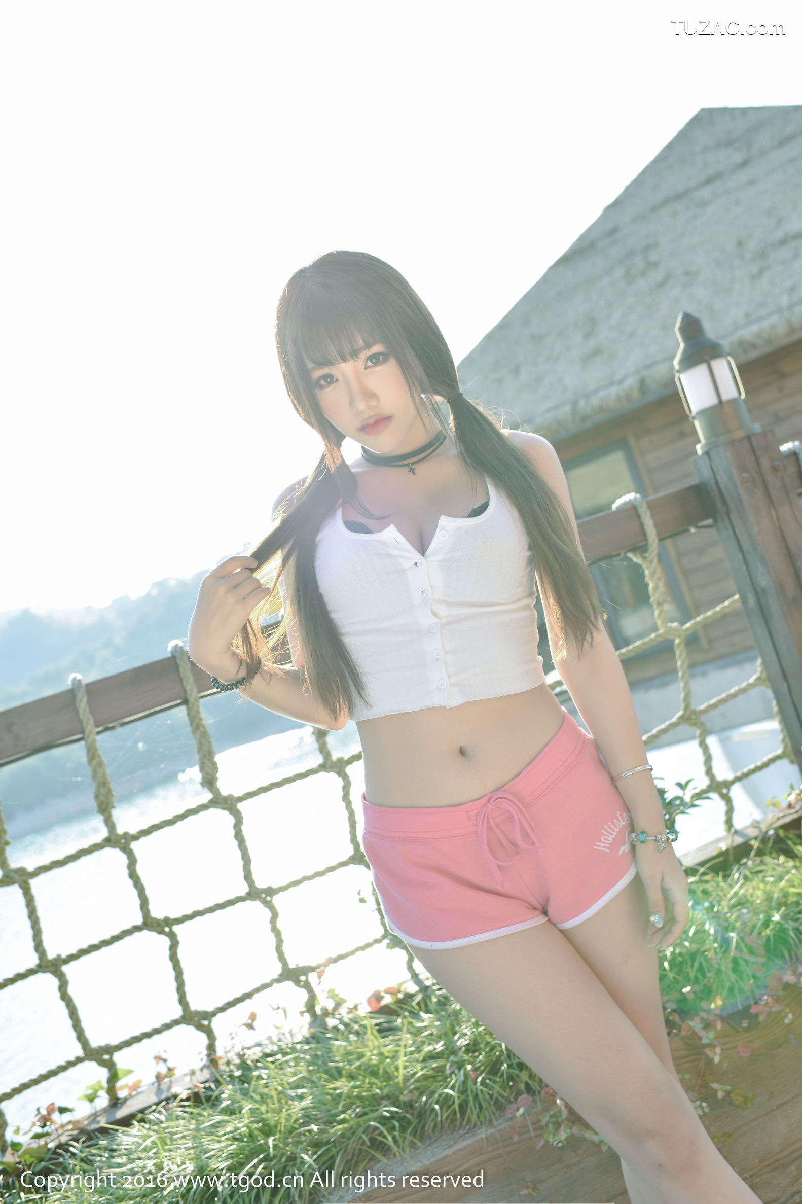 TGOD推女神-2016.01.22-Akiki朱若慕-《云曼旅拍》第五刊-一个会说会笑会唱会跳的奔跑的小怪兽