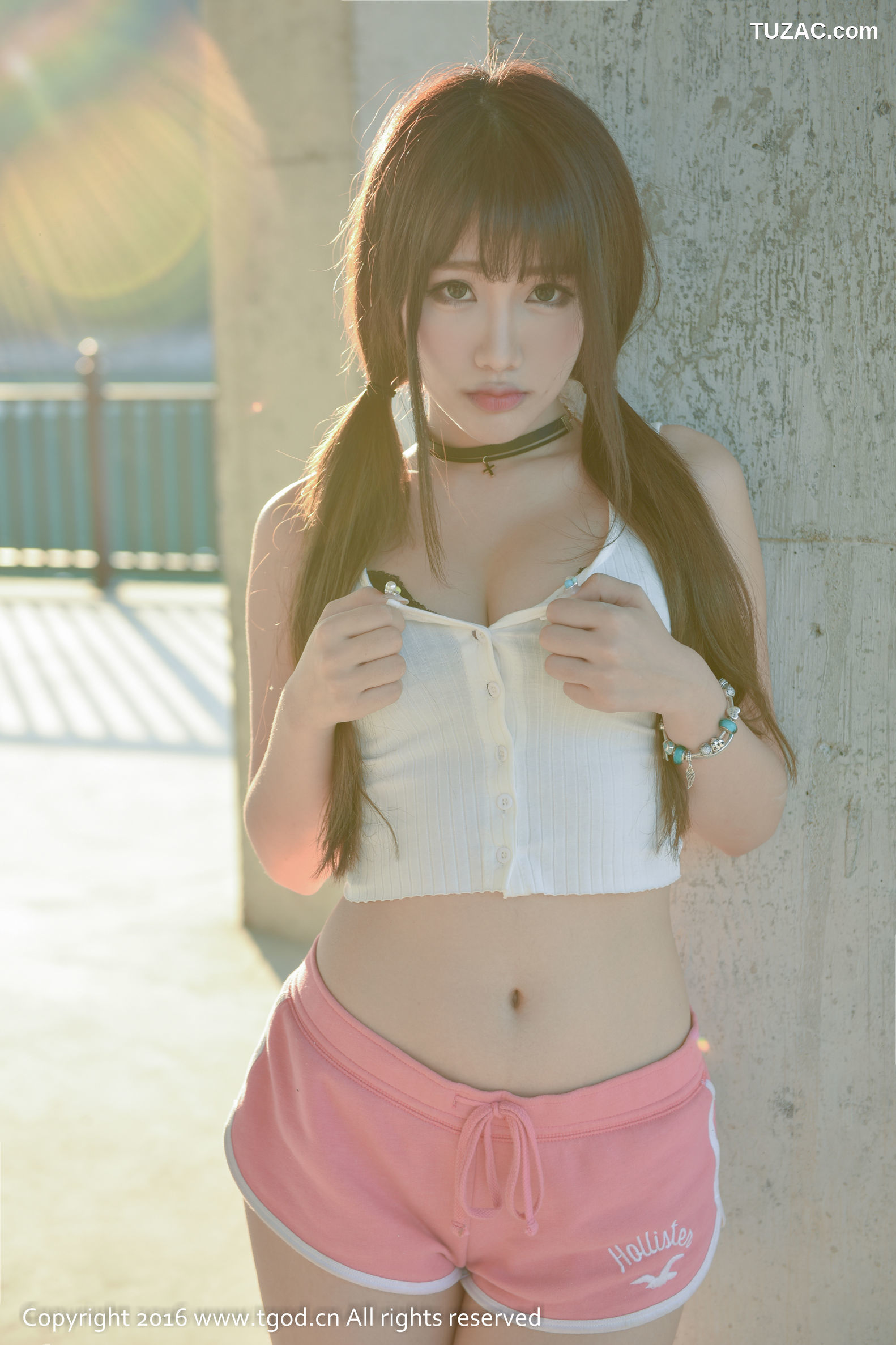 TGOD推女神-2016.01.22-Akiki朱若慕-《云曼旅拍》第五刊-一个会说会笑会唱会跳的奔跑的小怪兽