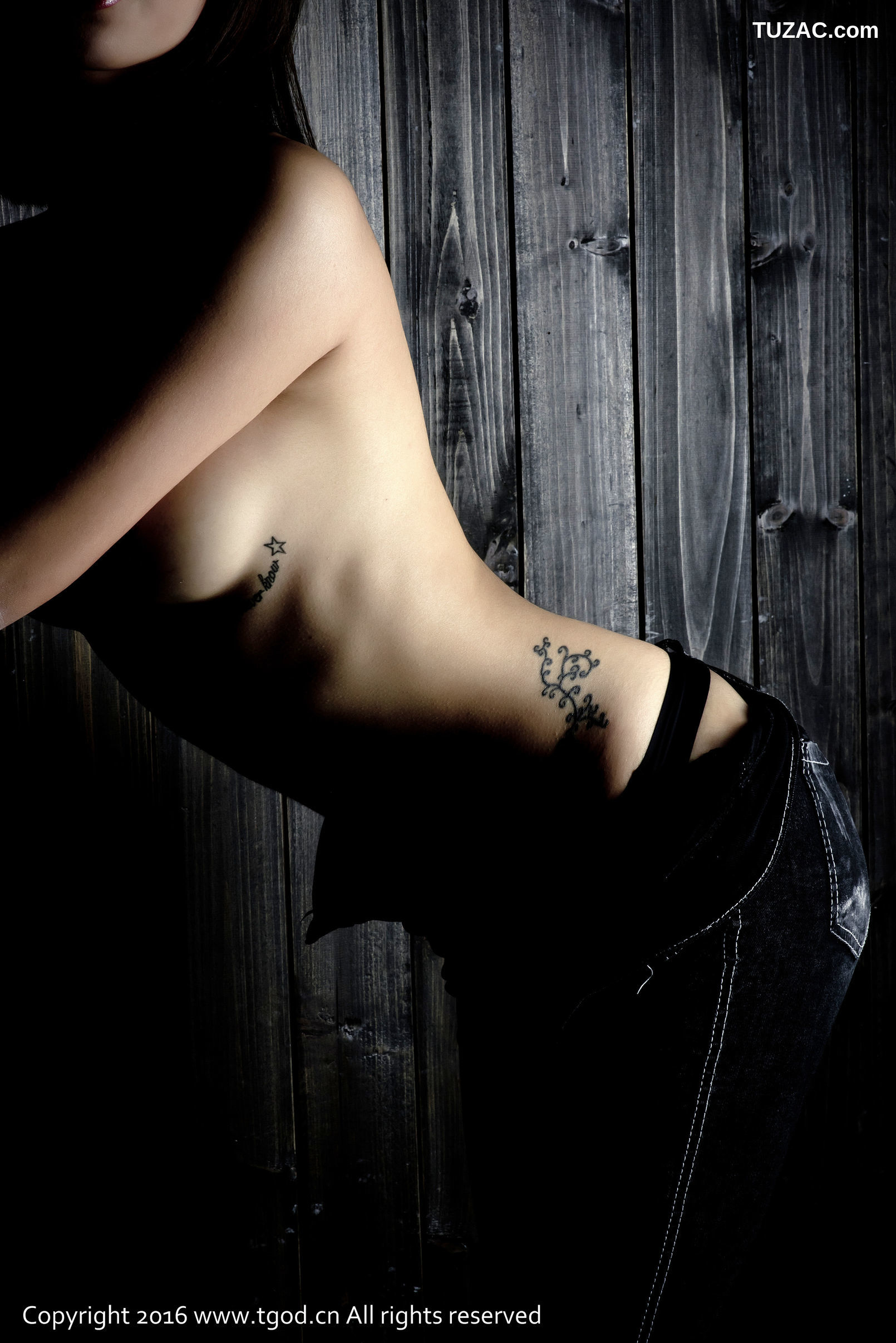 TGOD推女神-2016.02.15-Lee小棠-《迷恋纹身的女孩-原始的野性》