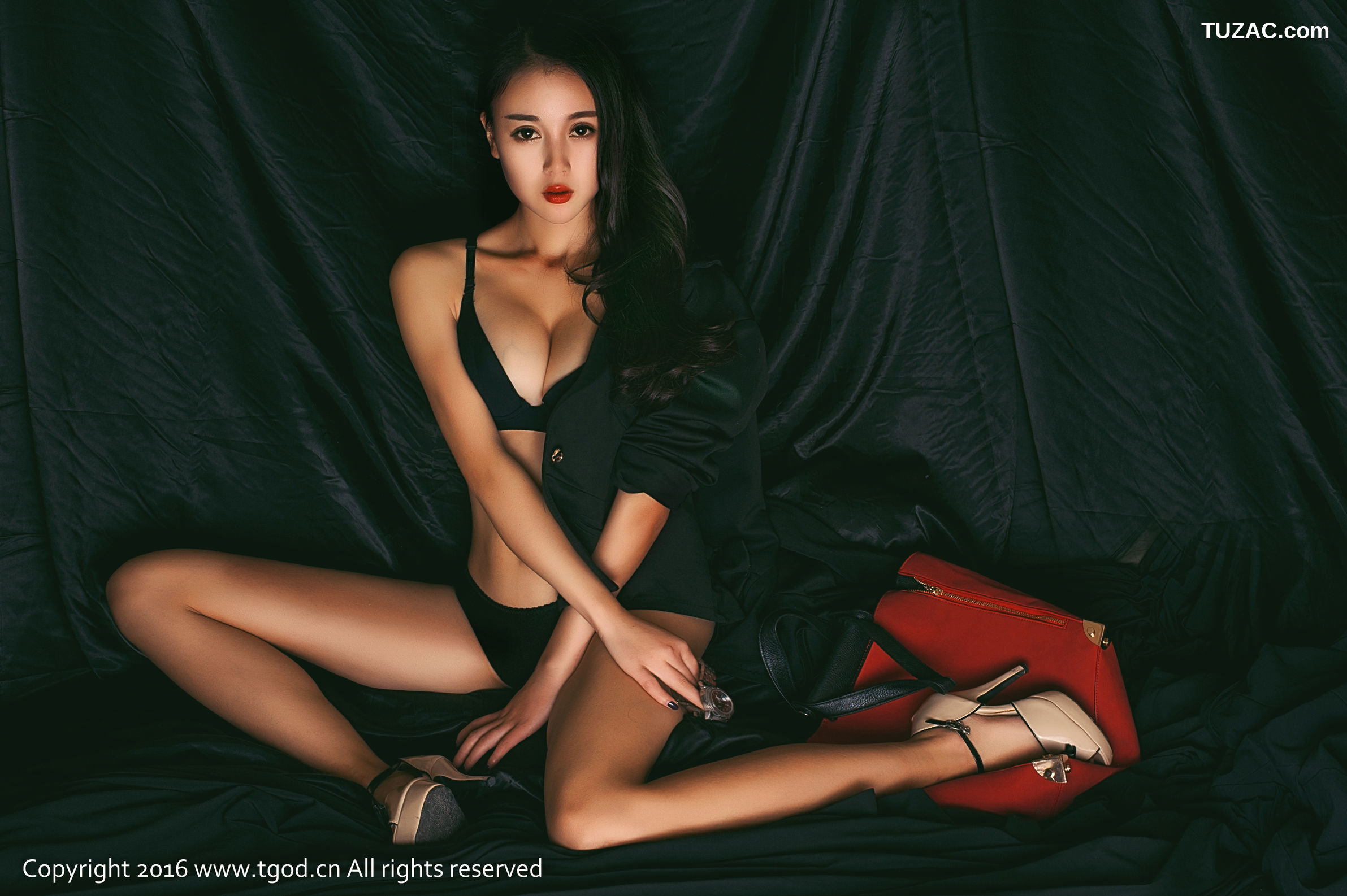 TGOD推女神-2016.03.15-赵小米-《初恋情节-校园中的青涩甜蜜》怦然心动