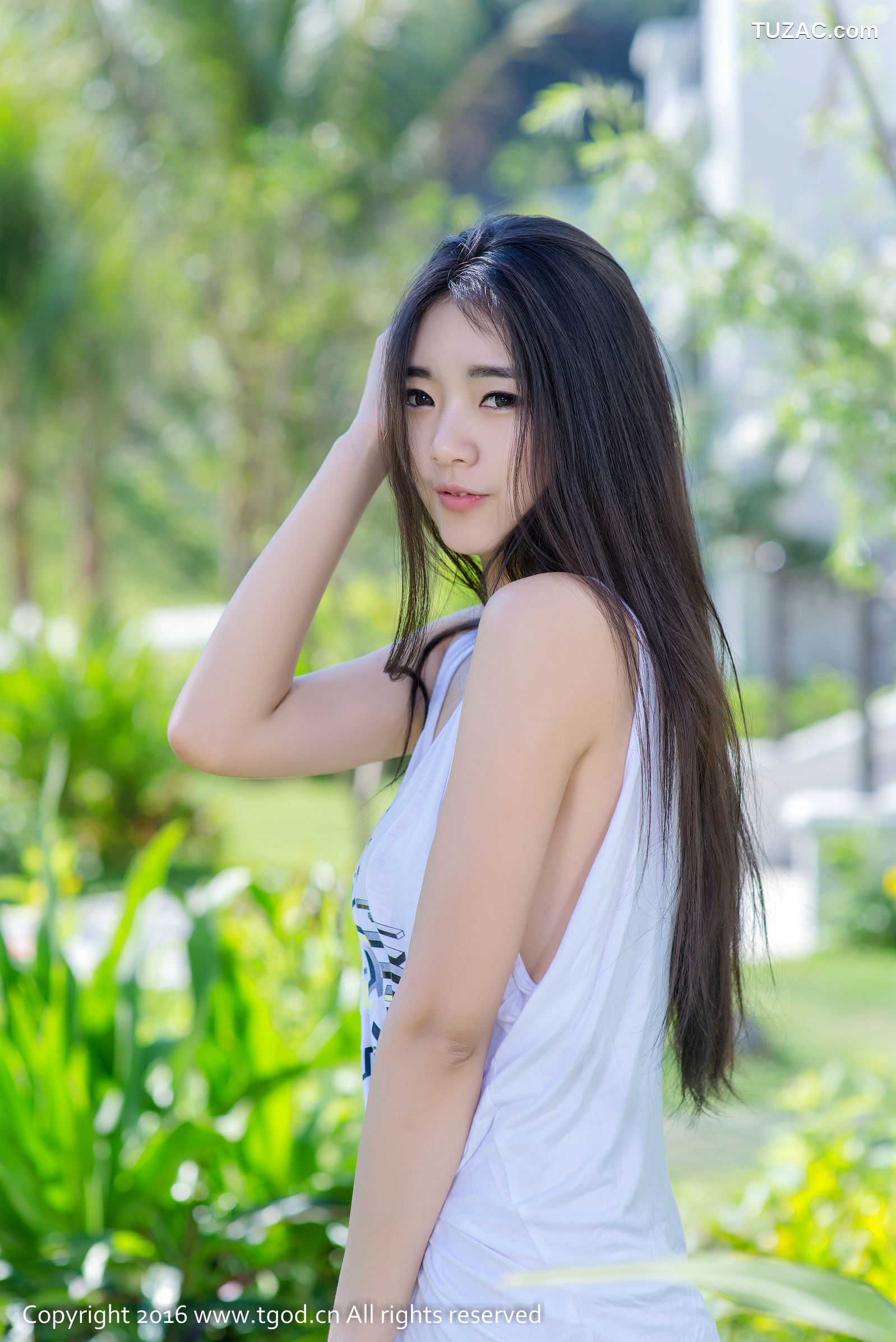 TGOD推女神-2016.03.30-可乐Vicky-《肤白胸嫩窈窕迷人》越南芽庄旅拍-第二刊