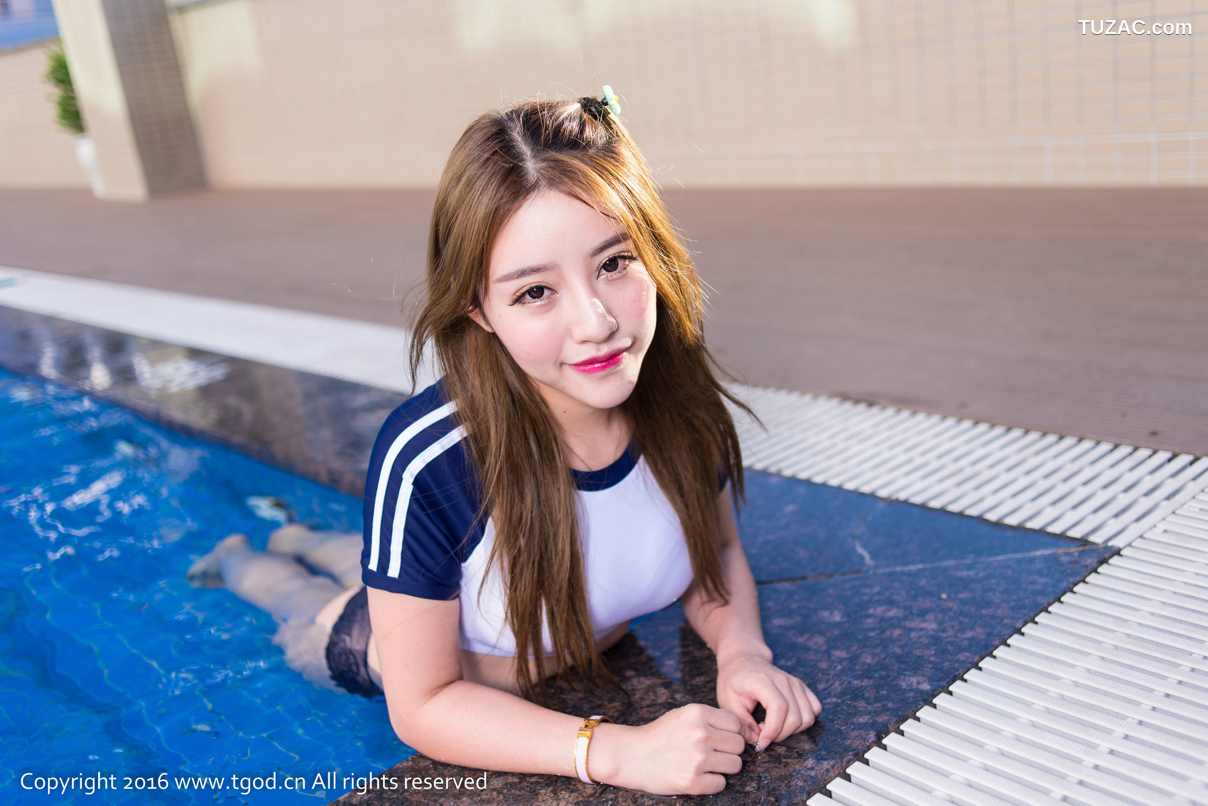 TGOD推女神-2016.04.04-Jill_静儿-《宛如幽静的月光-倾泻而下入你心扉》越南芽庄旅拍-第一刊