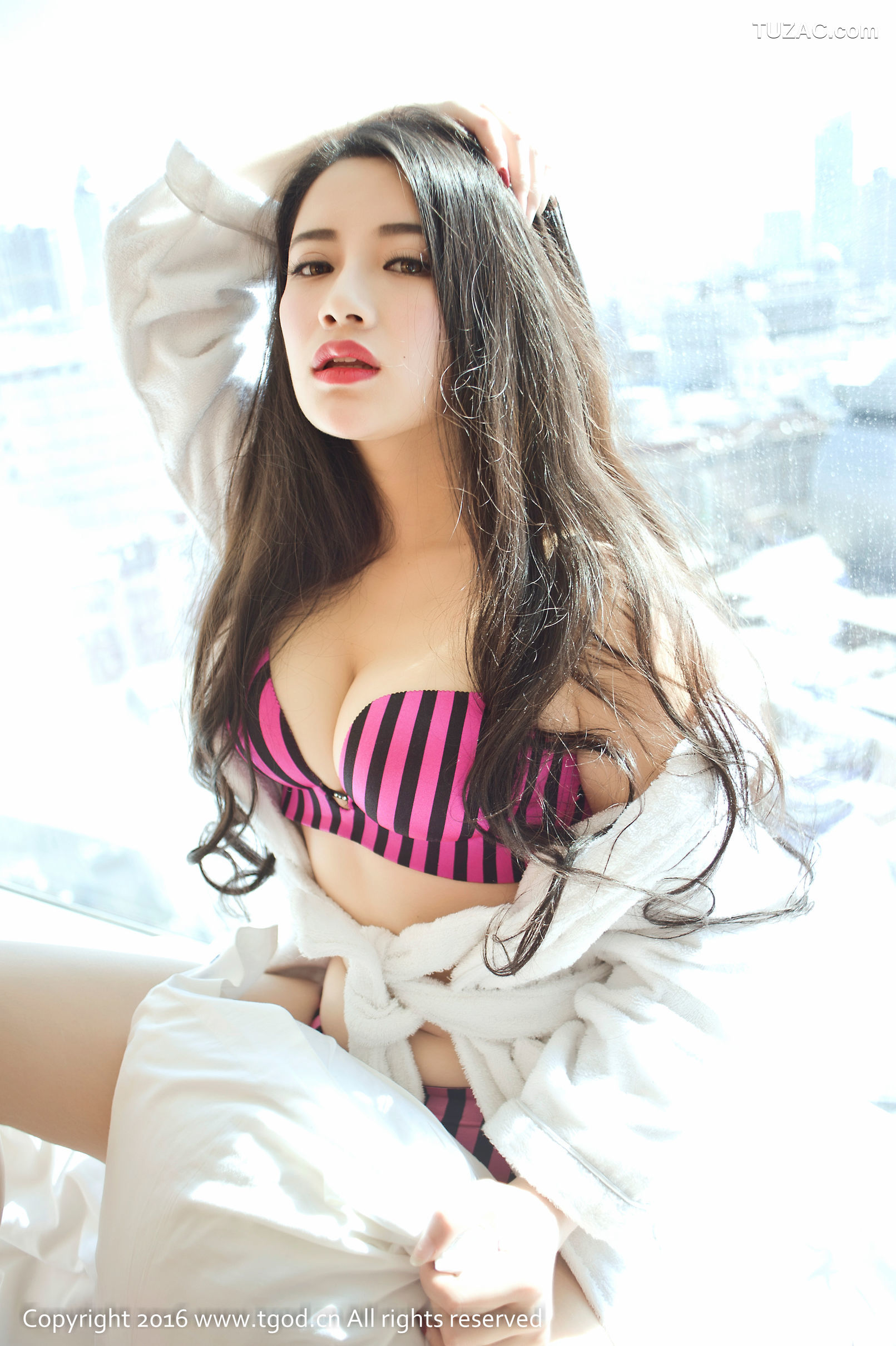 TGOD推女神-2016.04.04-朱小旭-《邻家少女真空装》北方姑娘