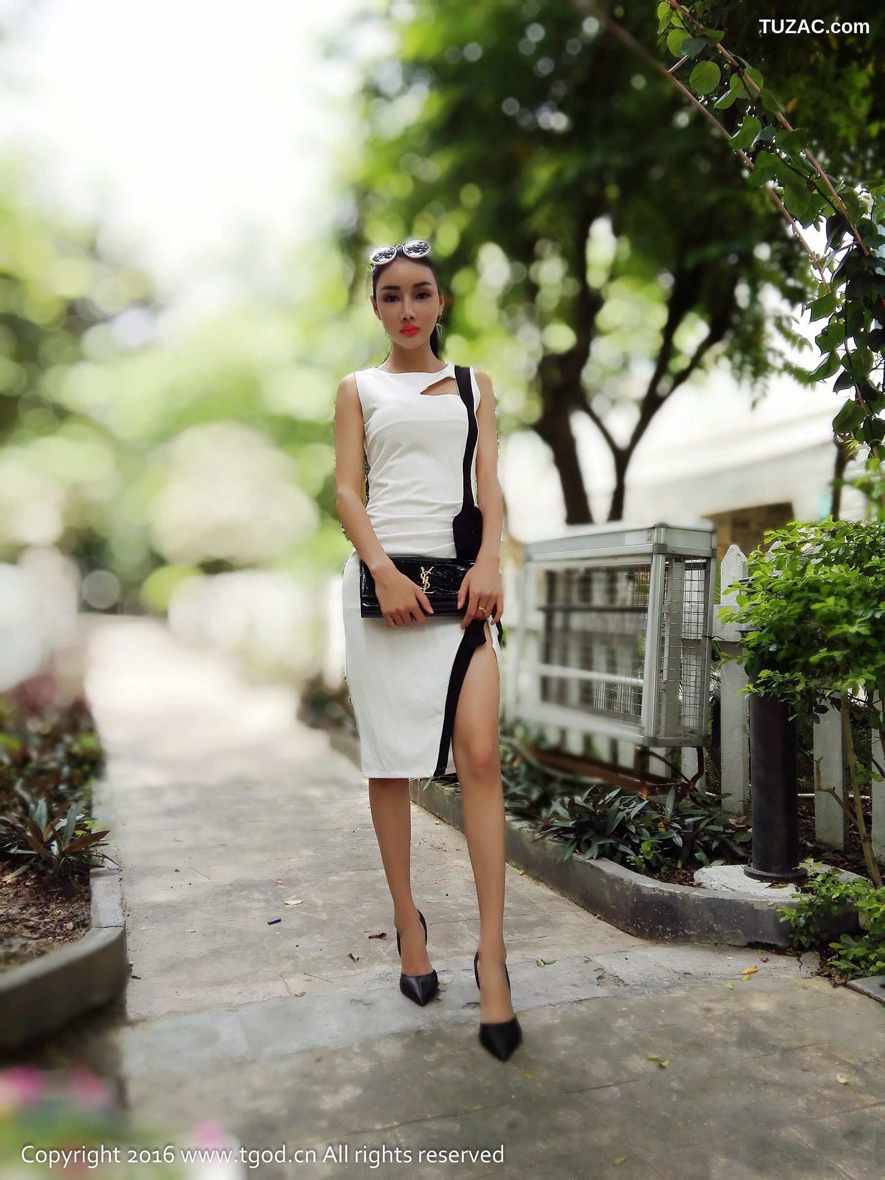 TGOD推女神-2016.06.02-婕西儿Jessie-《炎炎夏日-欲火来袭》古兜温泉旅拍-第一刊