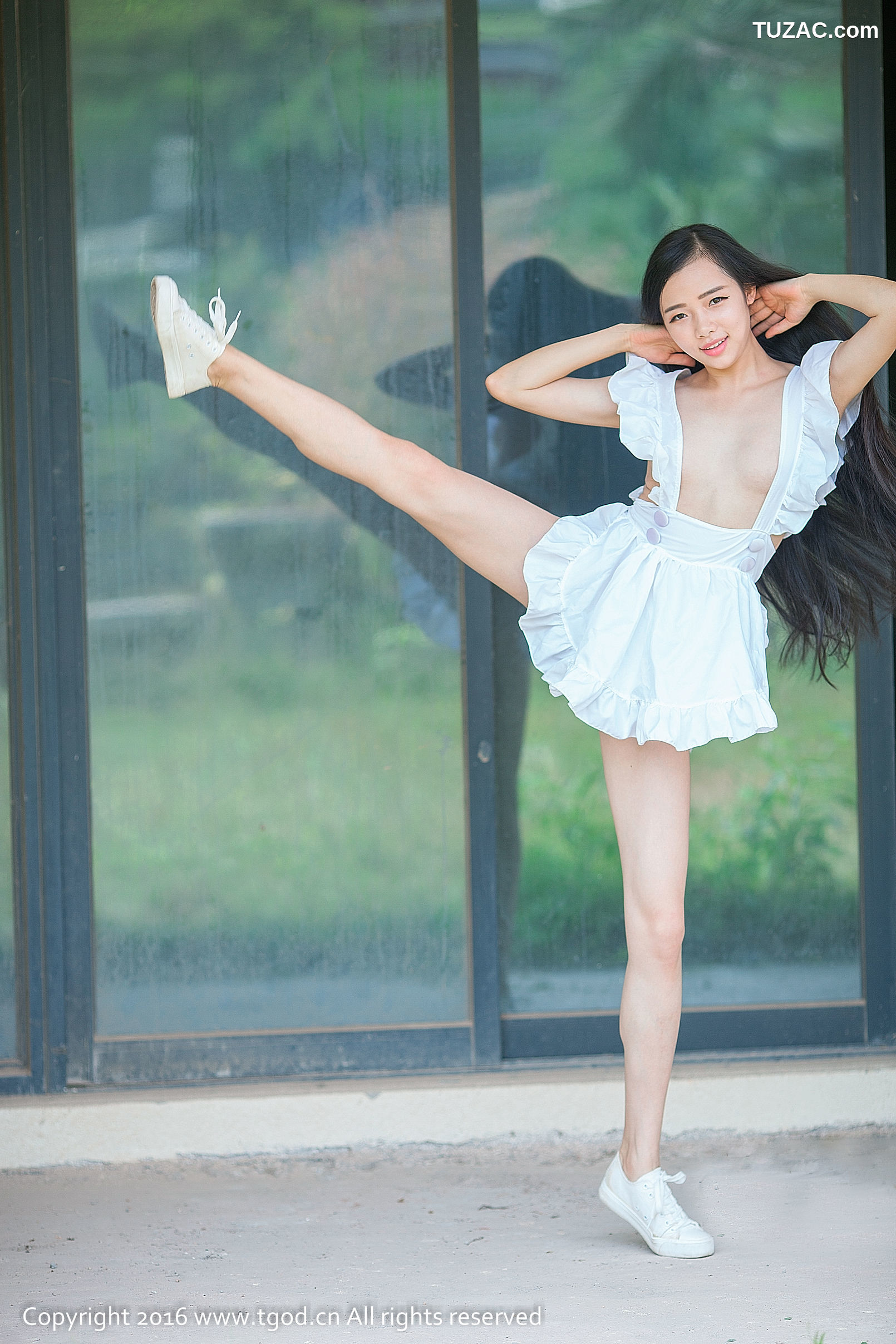 TGOD推女神-2016.09.14-蔻蔻《女仆翘臀小清新》