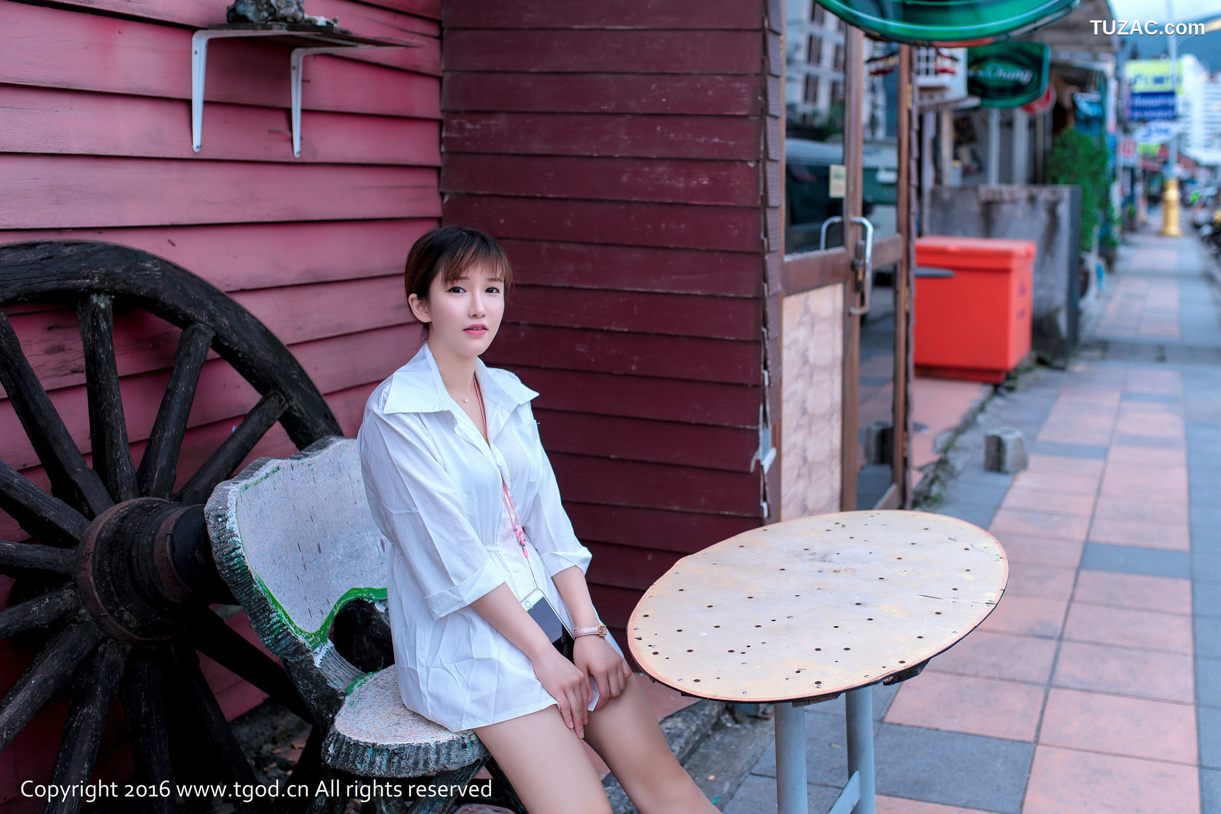 TGOD推女神-2016.09.22-K8傲娇萌萌-《雪白胸脯小美臀》九月普吉岛旅拍-第一刊