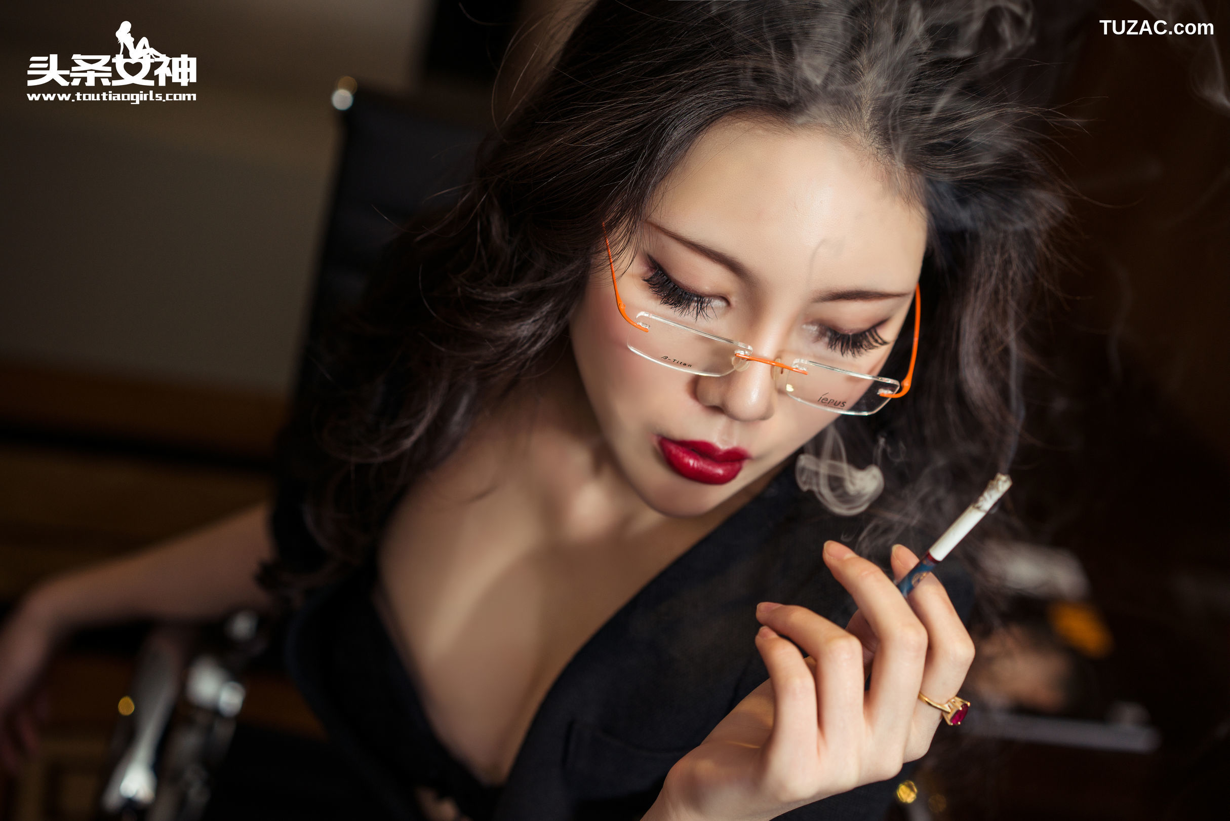 TouTiao头条女神-2016.05.12-米娅-《美足秘书》