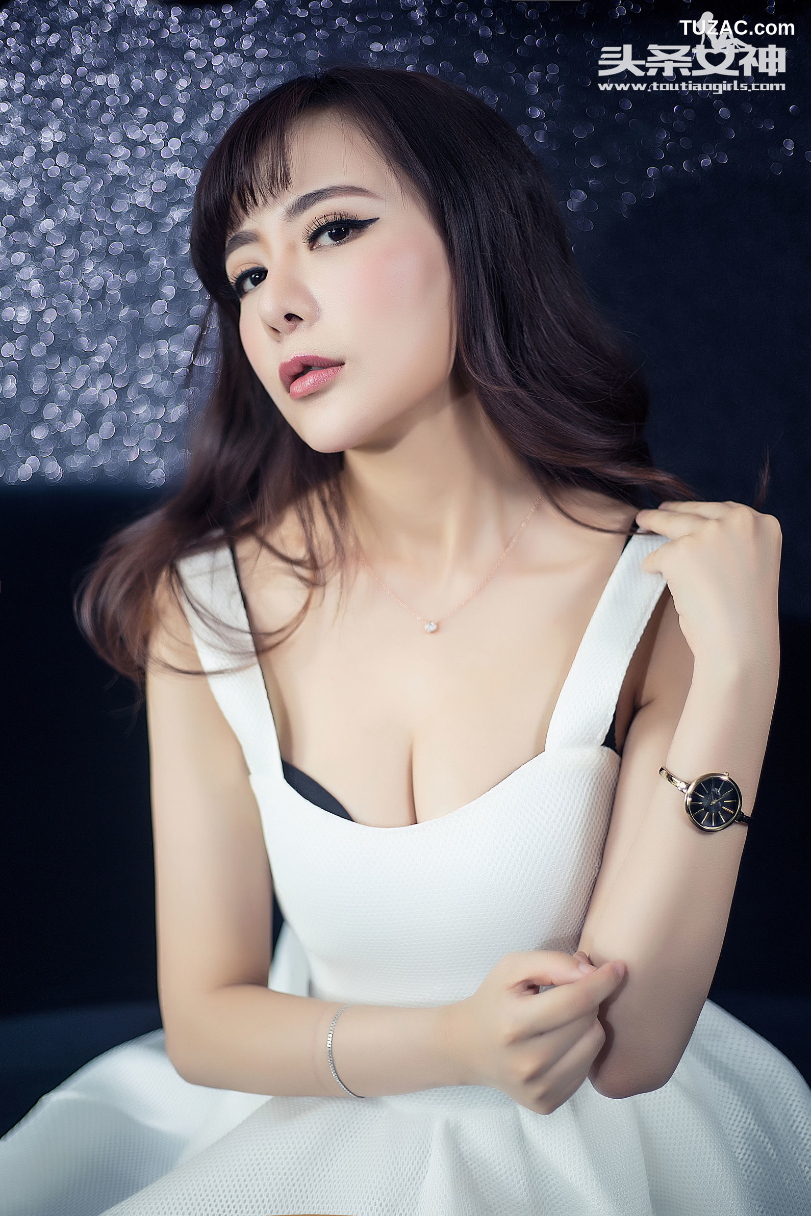 TouTiao头条女神-2016.06.14-小绮-胡宴绮Nancy-《美腿皇后》