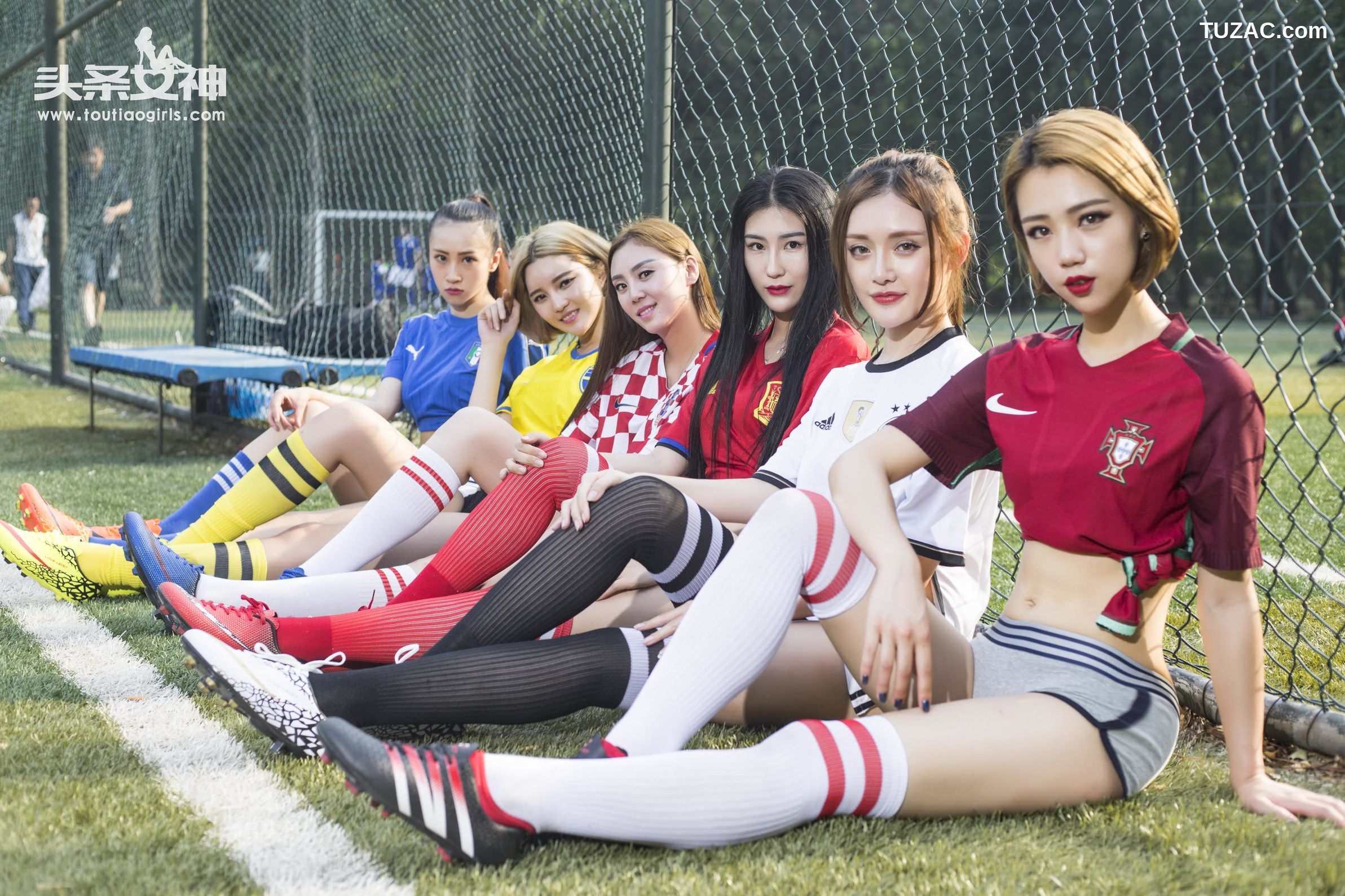 TouTiao头条女神-2016.06.27-模特合辑-《欧洲杯-您的足球宝贝已经上线》足球宝贝全家福