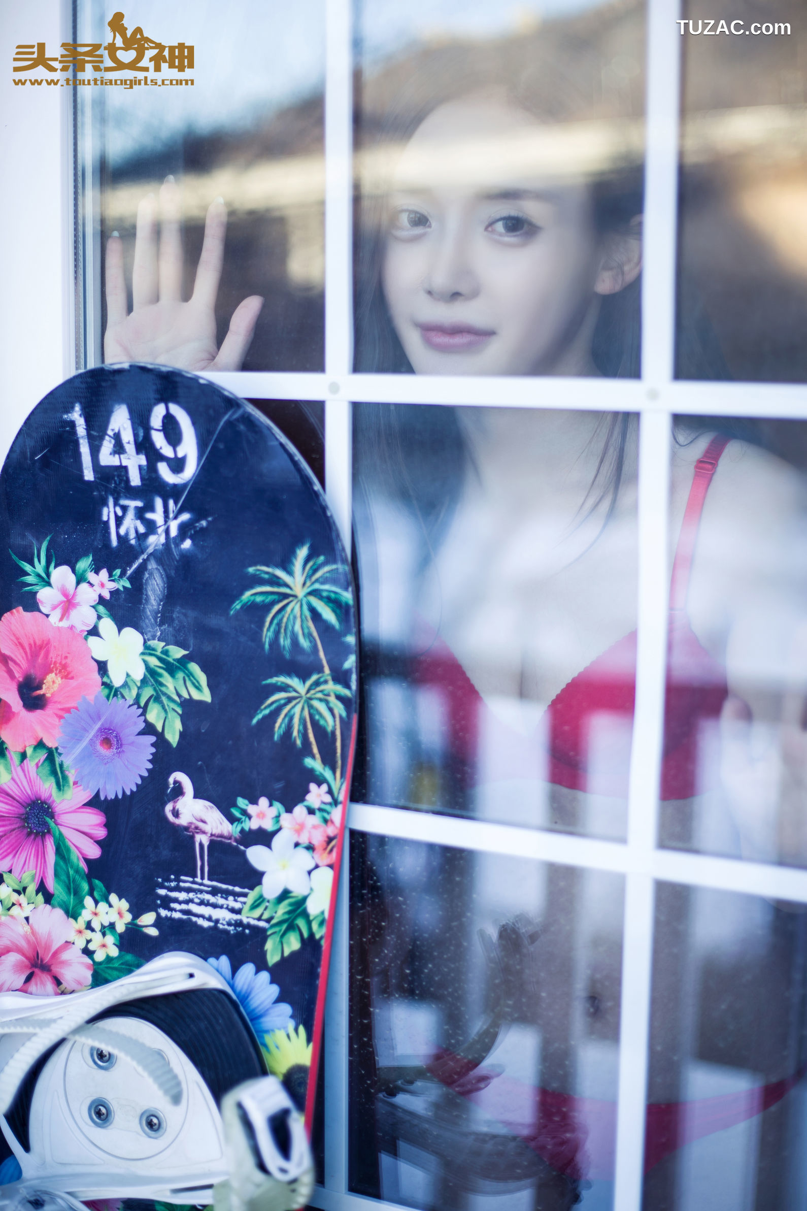 TouTiao头条女神-2016.08.20-崔昭妍-《雪屋比基尼》