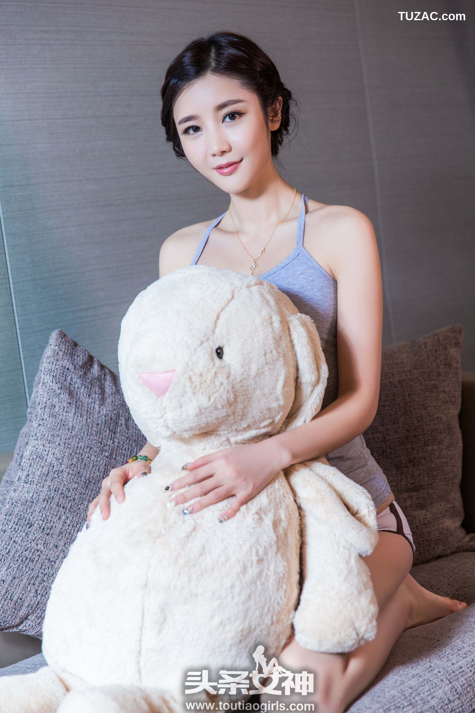 TouTiao头条女神-2017.03.12-苏凉-《我爱兔兔》