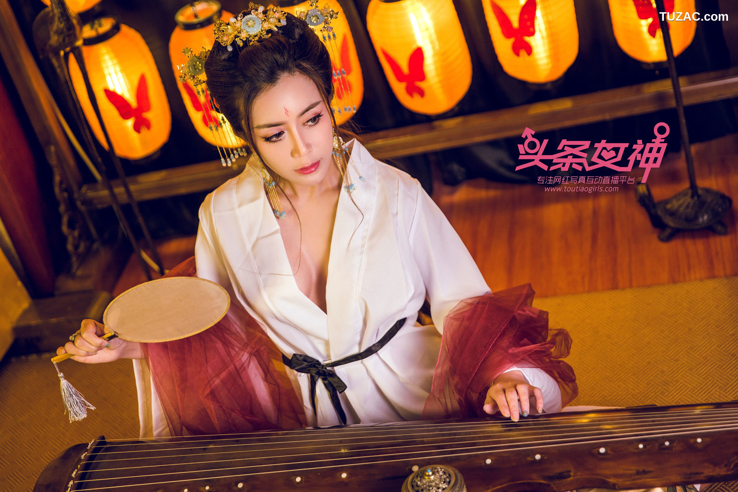 TouTiao头条女神-2017.10.31-萱宸-《万圣娘娘》