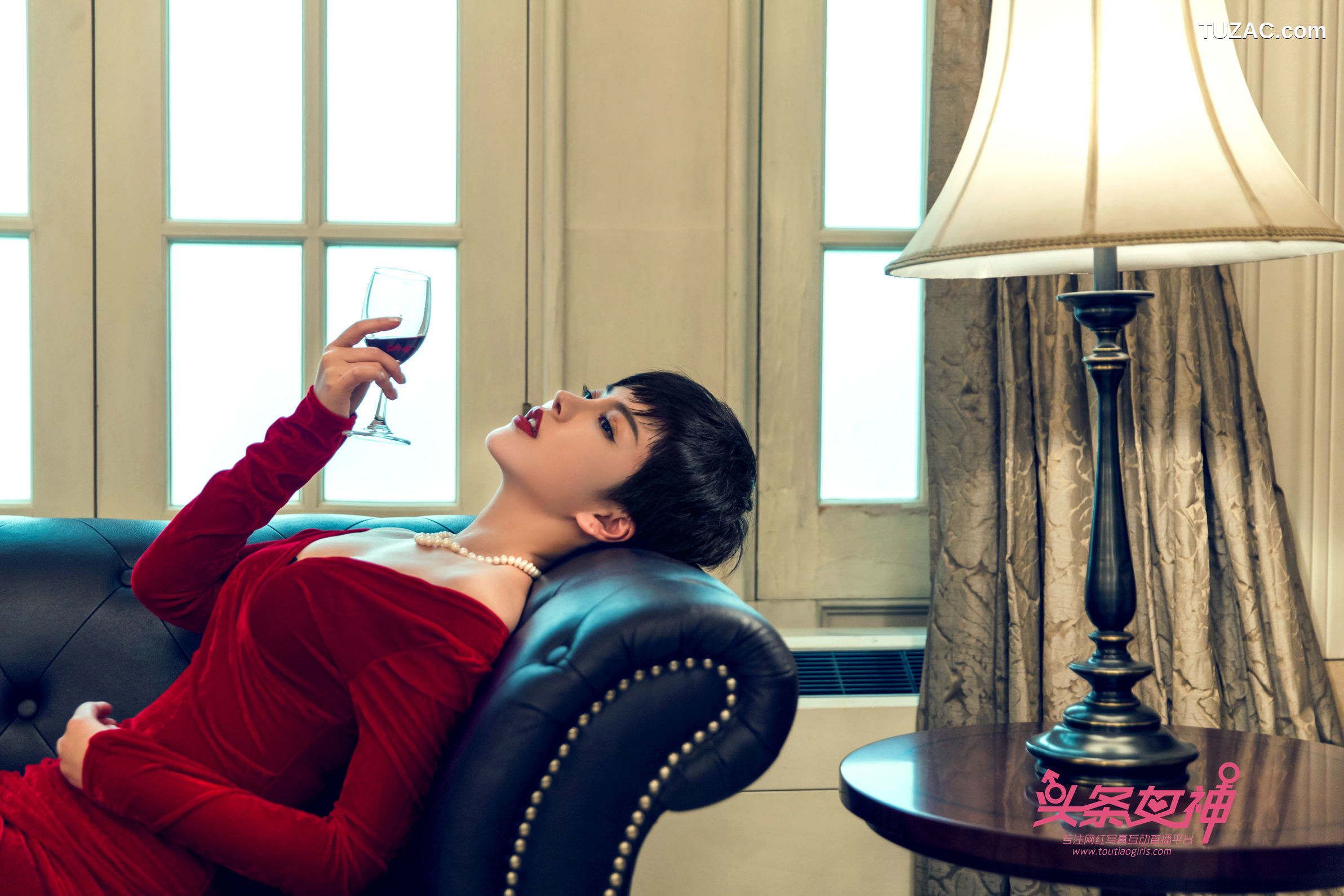 TouTiao头条女神-2018.05.22-卓然-《黑纱白纱》