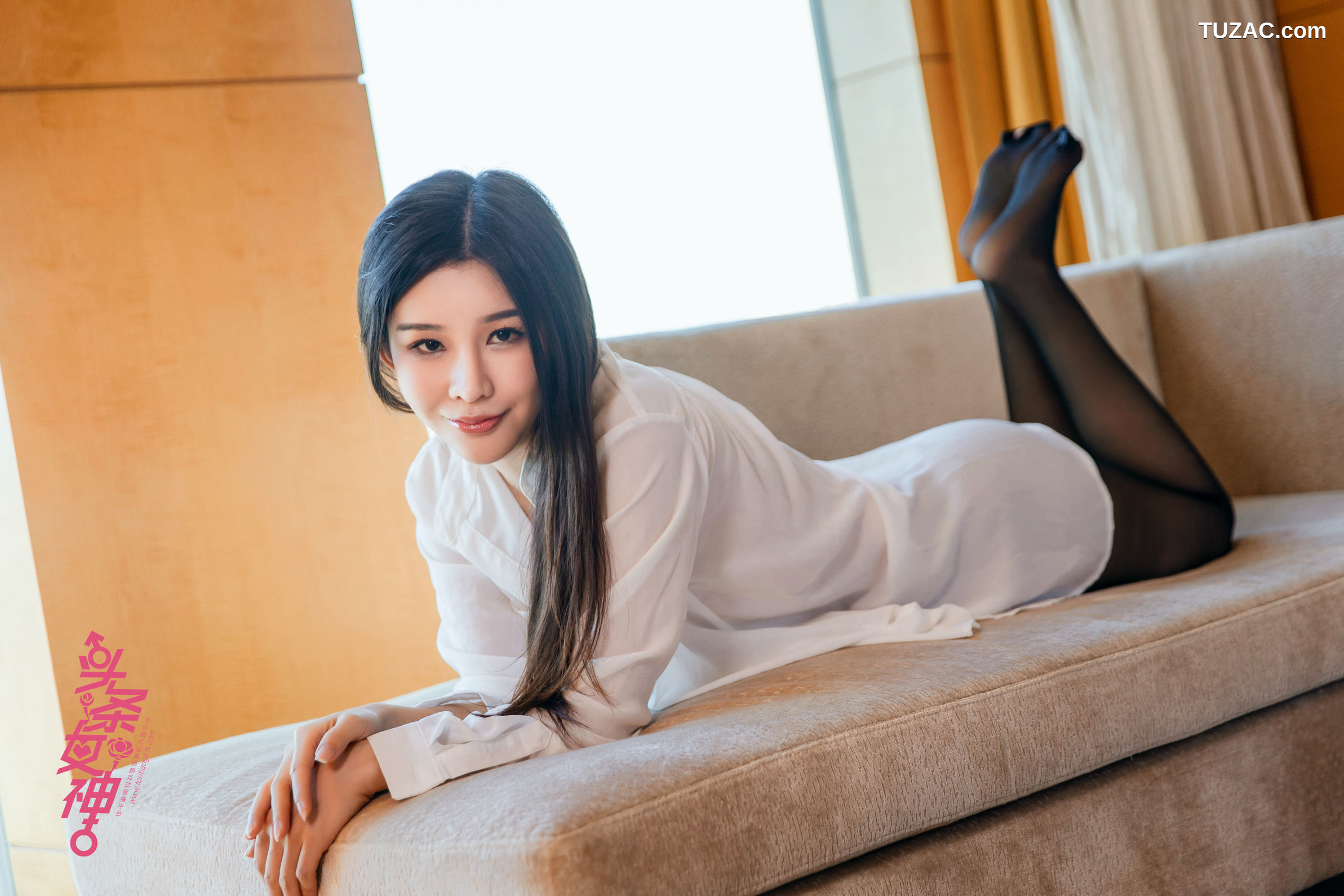TouTiao头条女神-2018.07.30-纯小希-萌萌-《秀腿可餐》-黑丝美腿