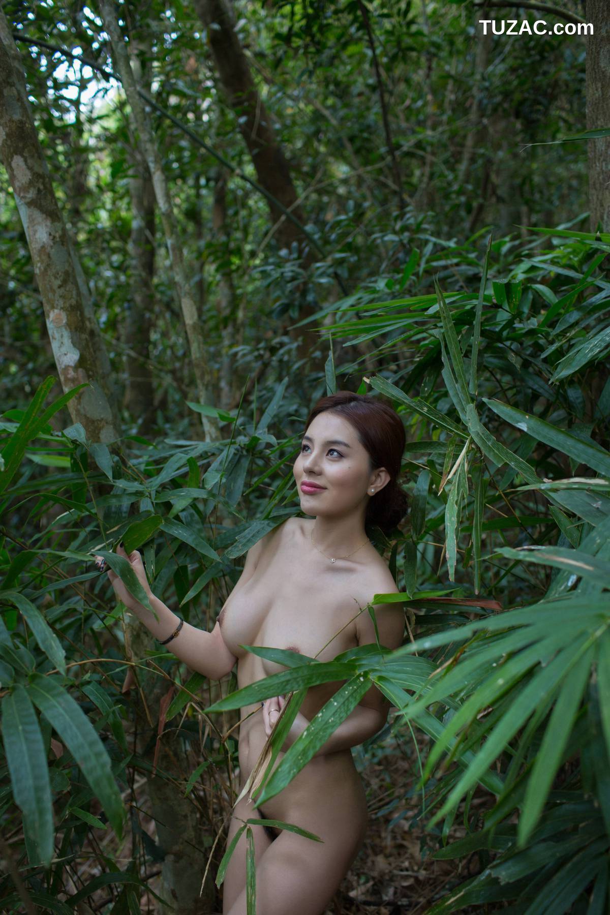 TuiGirl-推女郎-特辑-No.007-赵惟依-丛林木屋-400p