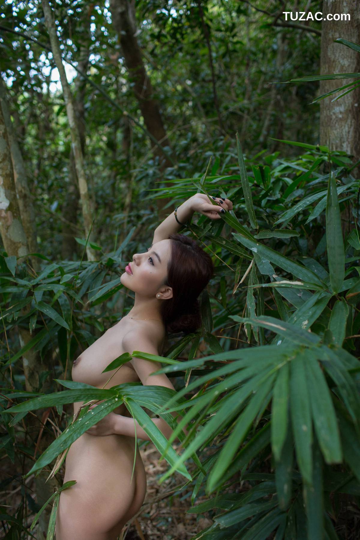 TuiGirl-推女郎-特辑-No.007-赵惟依-丛林木屋-400p