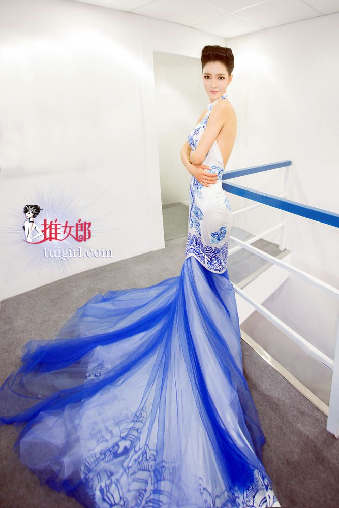 推女郎_ 《未流出版权图》车展系列[61P]