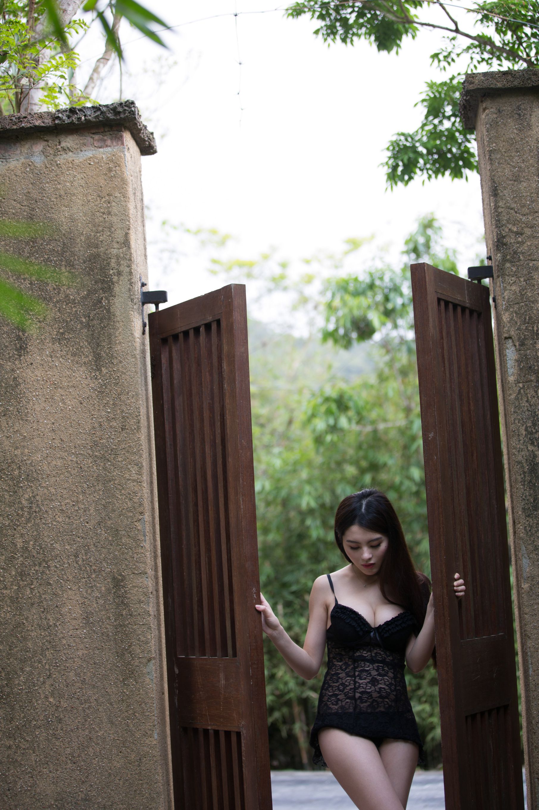 推女郎_ 赵惟依 《三亚旅拍》合集（一）[100P]
