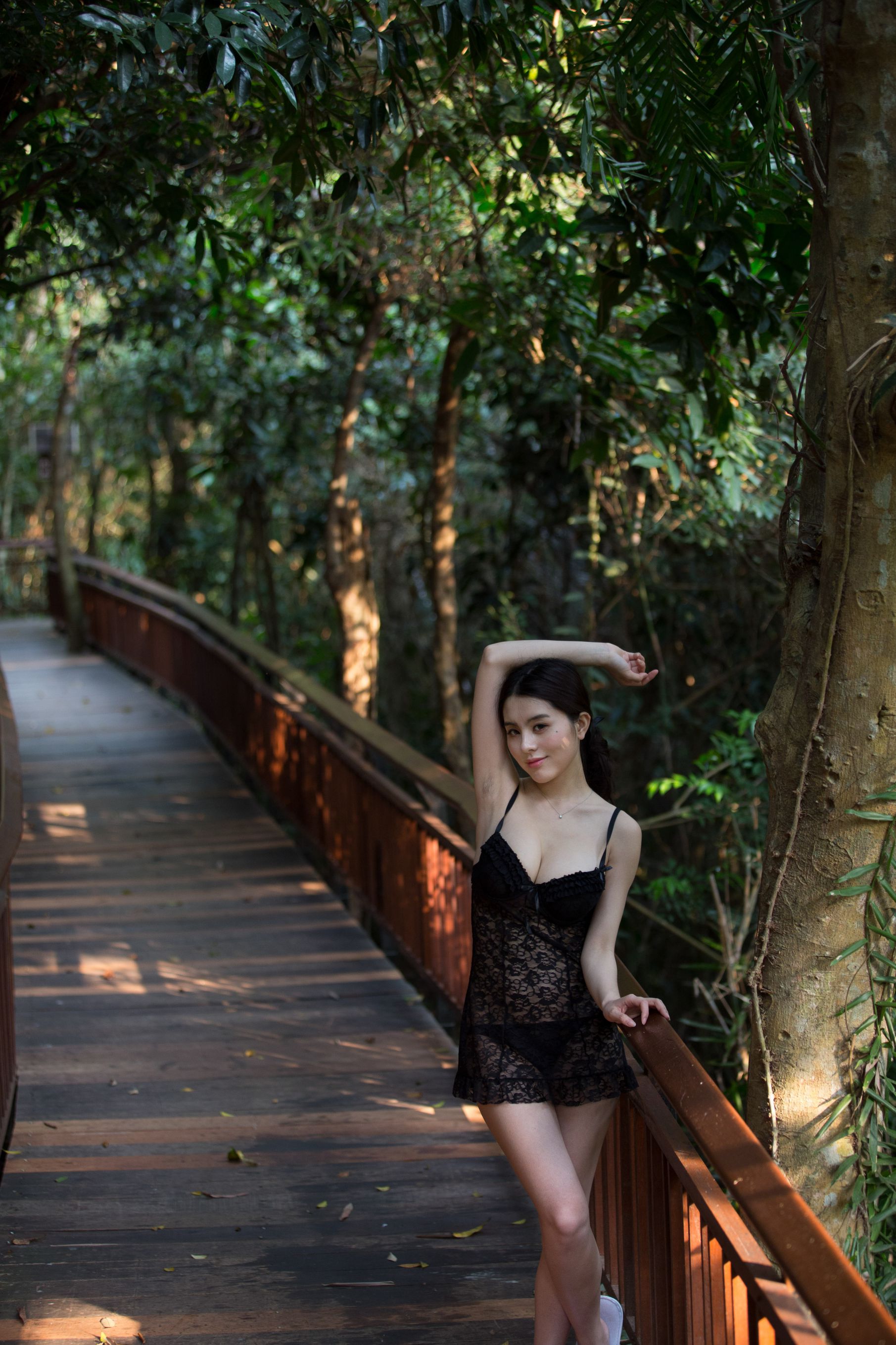 推女郎_ 赵惟依 《三亚旅拍现场》合集（二）[120P]