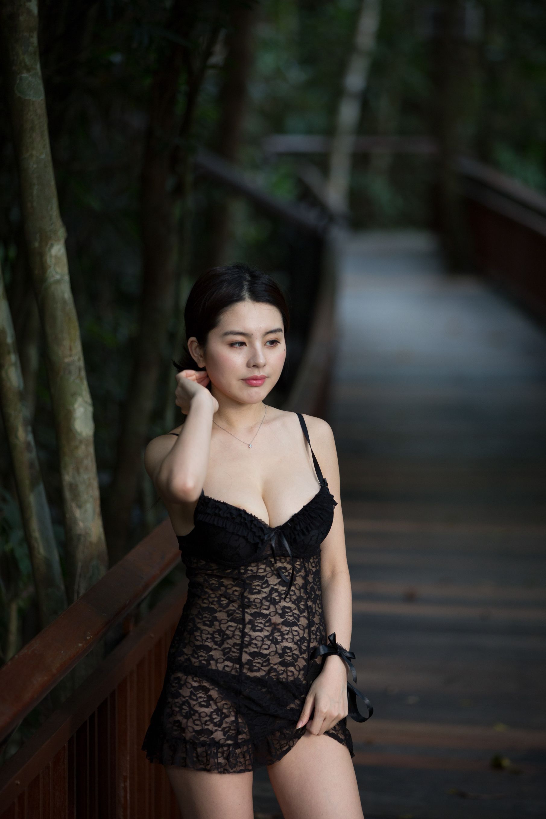 推女郎_ 赵惟依 《三亚旅拍现场》合集（二）[120P]
