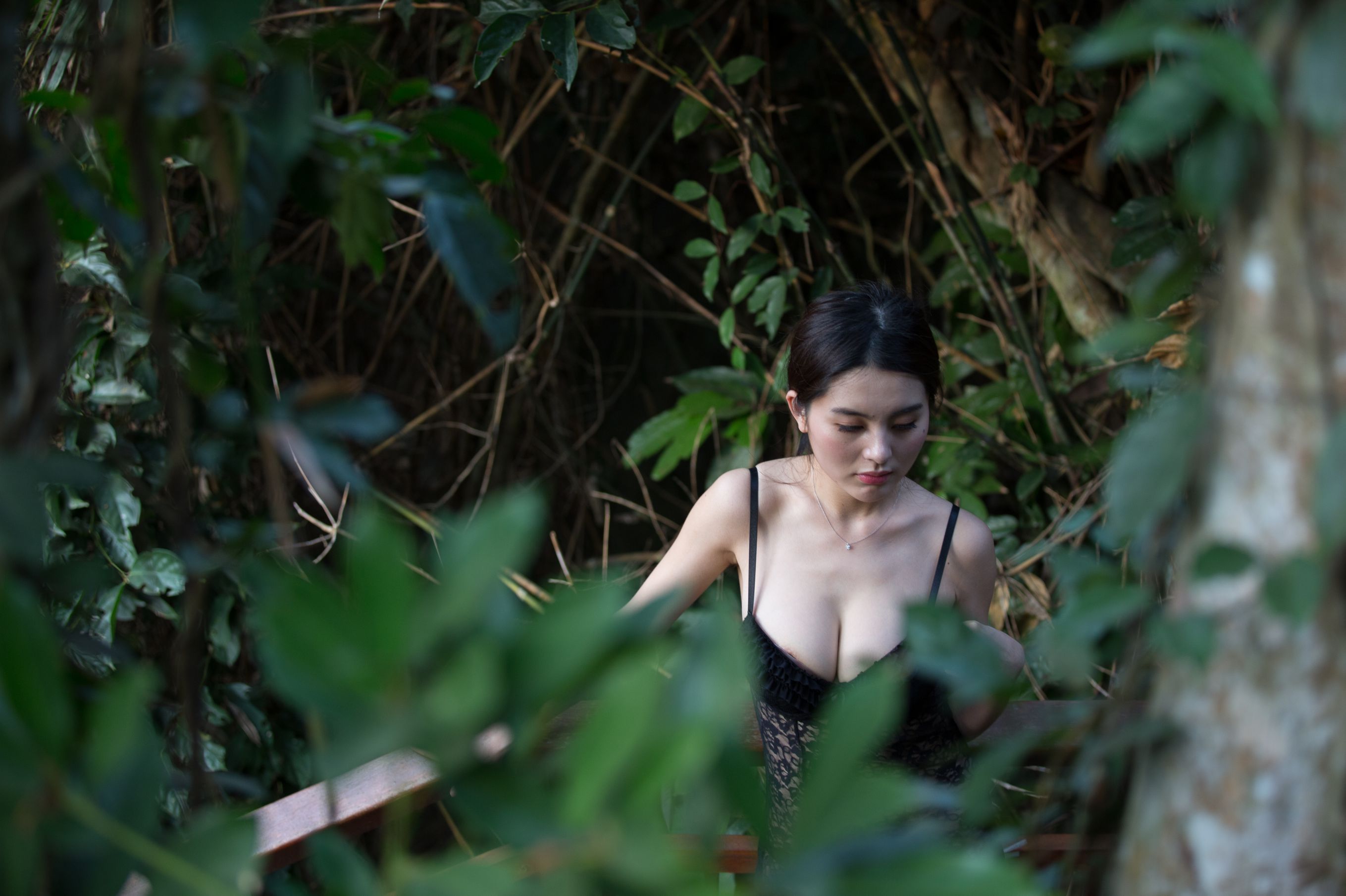 推女郎_ 赵惟依 《三亚旅拍现场》合集（二）[120P]