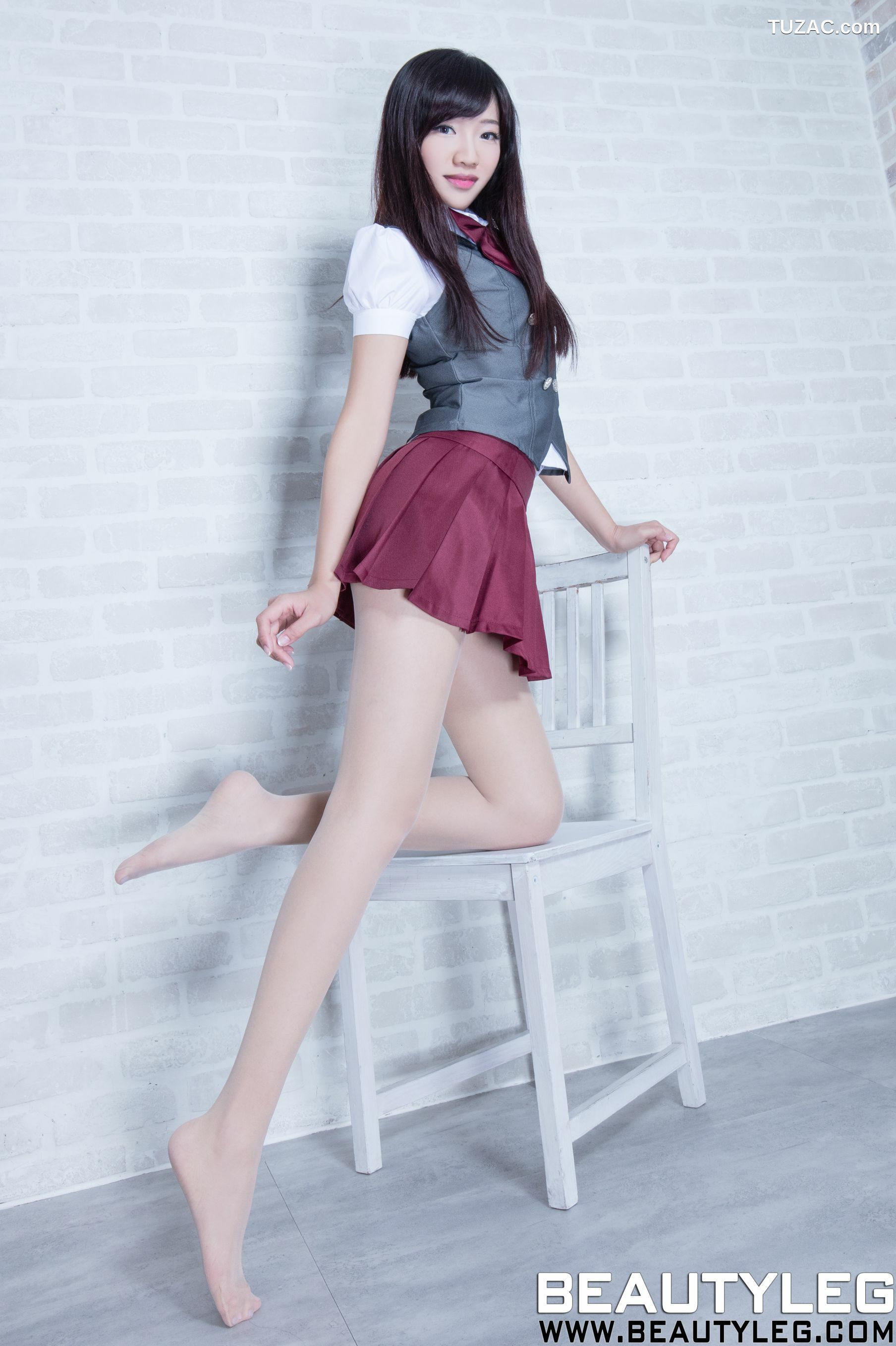Beautyleg_ No.1411 腿模Celia 丝袜美腿写真集[52P]