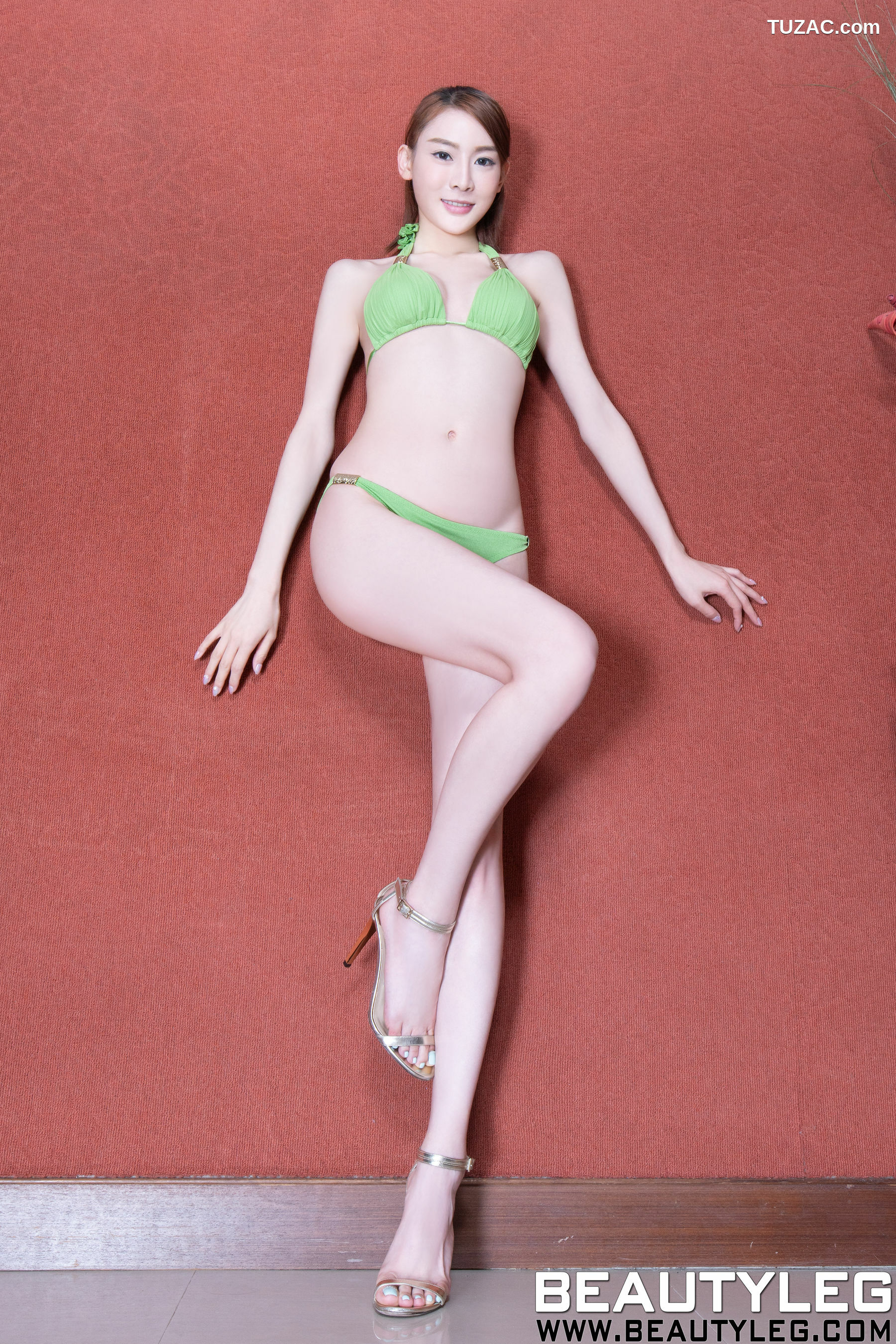 Beautyleg_腿模Emily《5套丝袜制服美腿》 No.1835 写真集[63P]