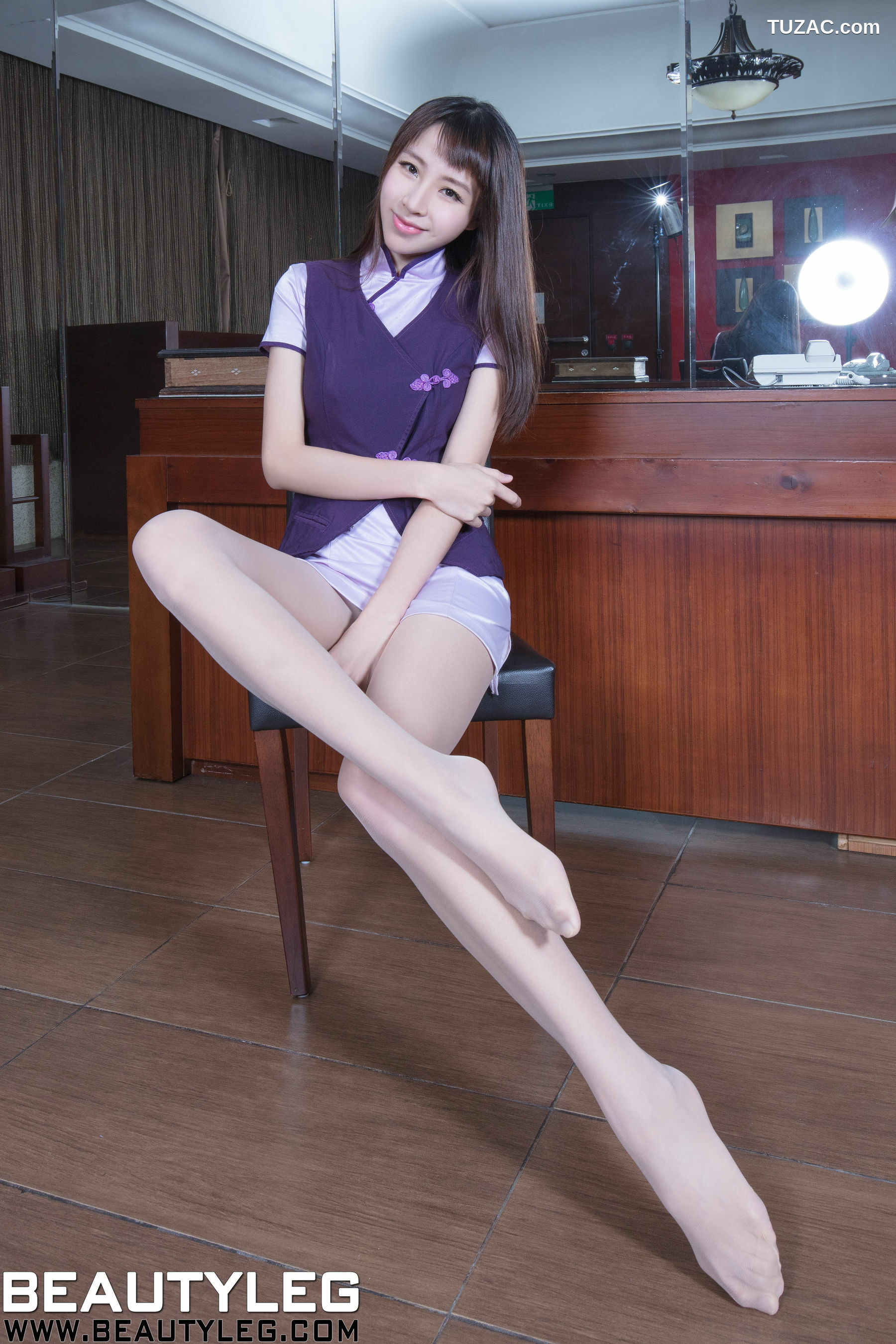 Beautyleg_腿模Nancy《制服+透视蕾丝+肉丝美腿》 No.1580 写真集[43P]