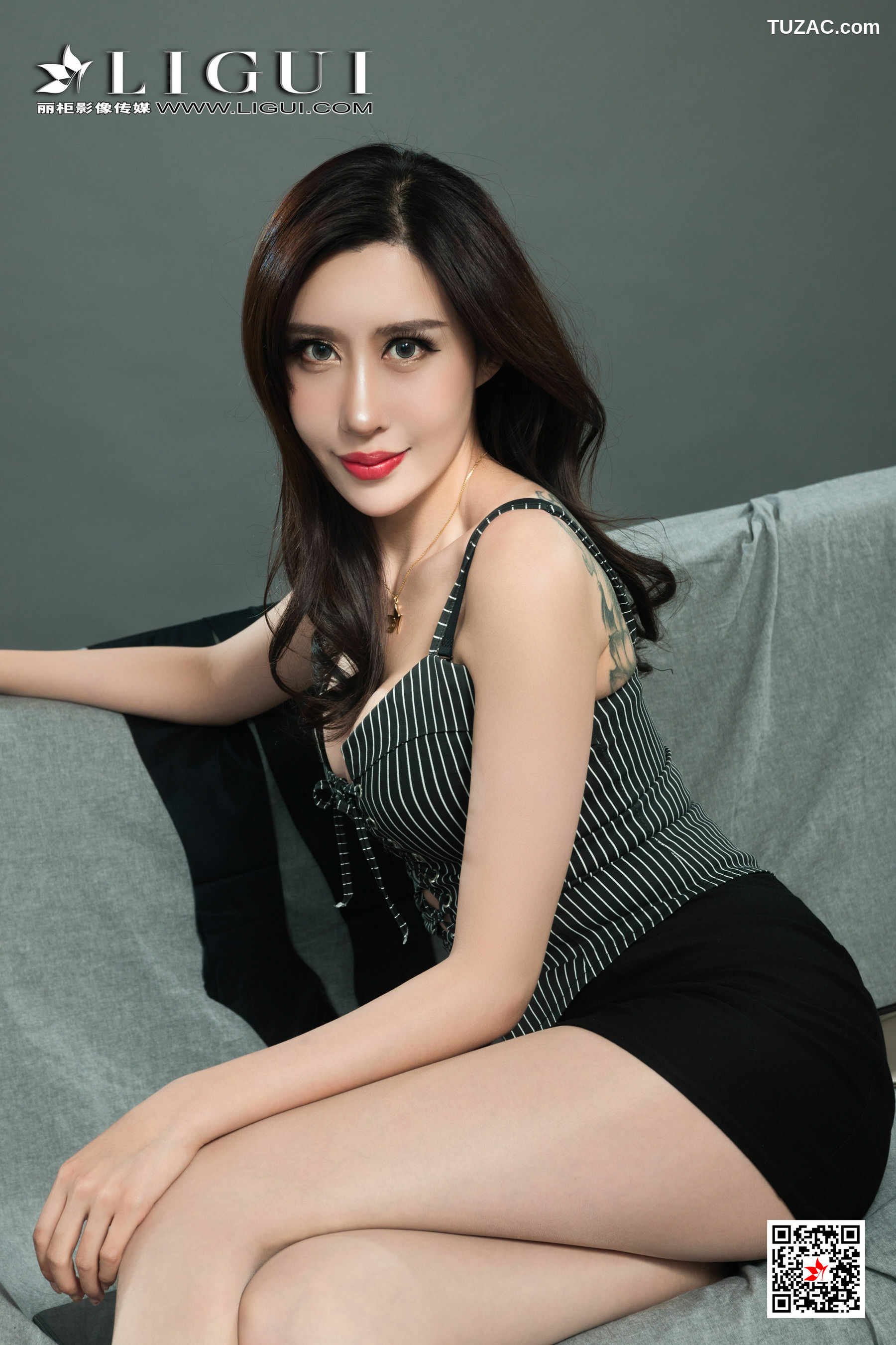 丽柜_ 2021.01.11 LiNa 丝足美腿套图[59P]