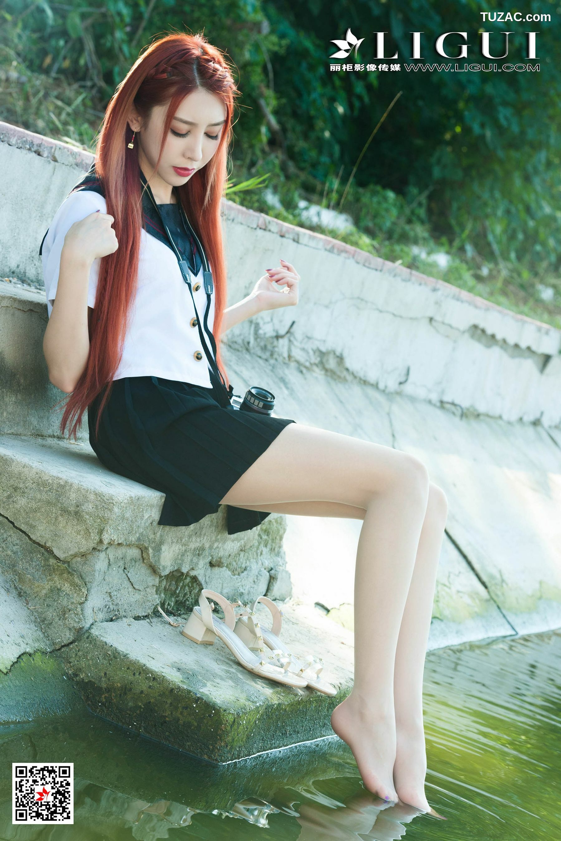丽柜_ Model 兔子 《极品校花丝足》 写真集[62P]