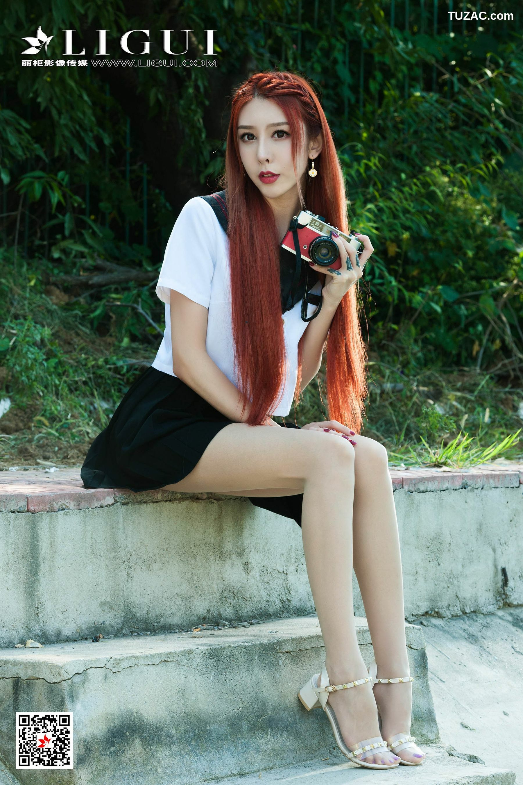 丽柜_ Model 兔子 《极品校花丝足》 写真集[62P]