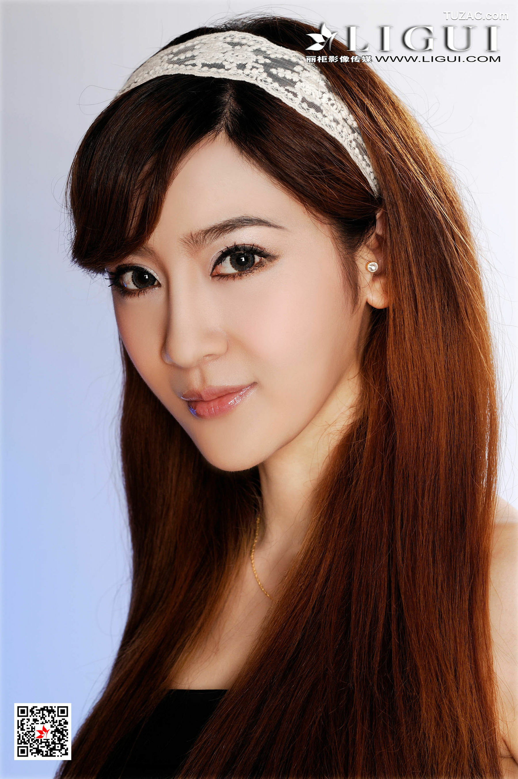 丽柜_ Model 刘炜炜《美腿玉足》 写真集[36P]