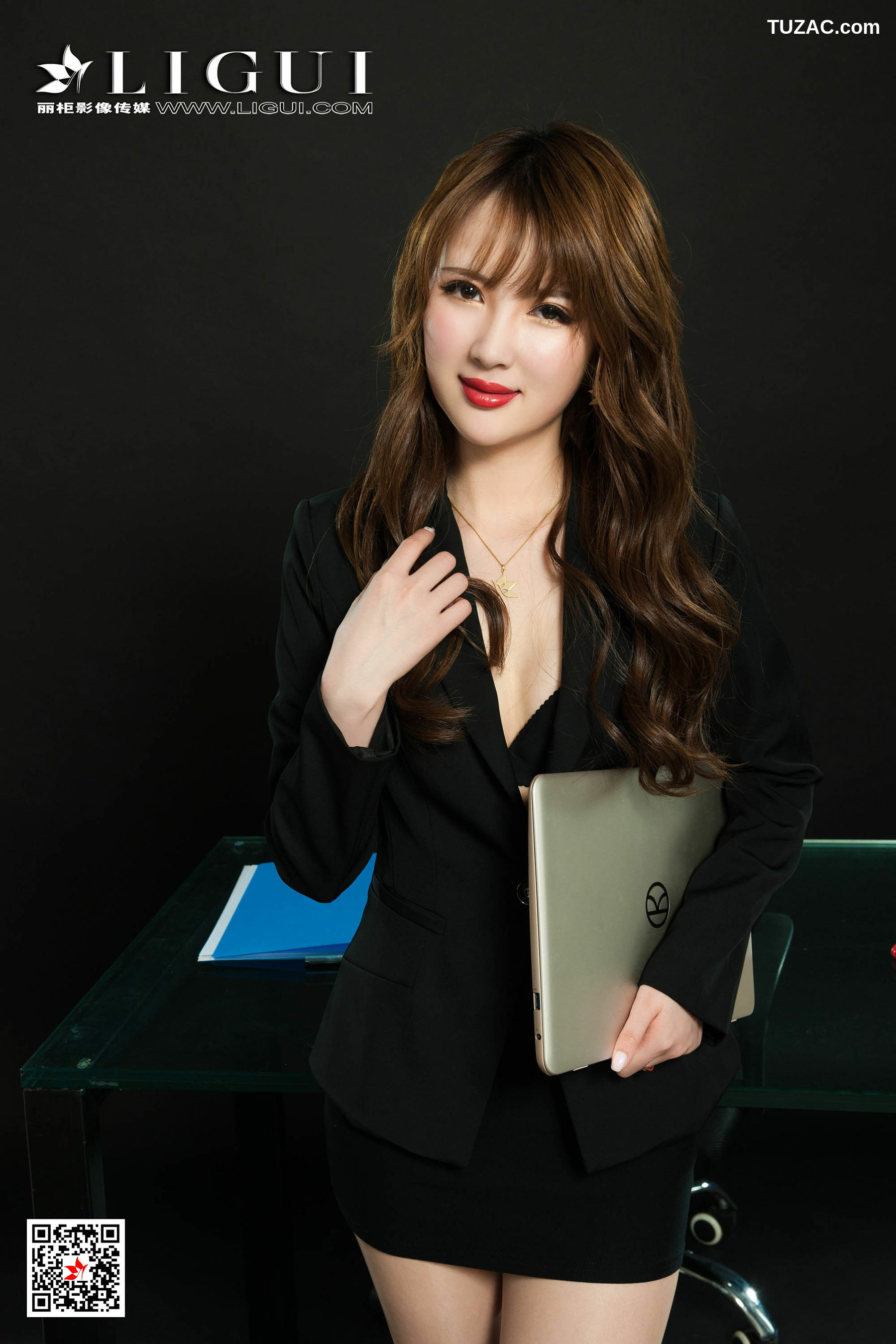 丽柜_ Model 天天 《肉丝女郎》 写真集[81P]