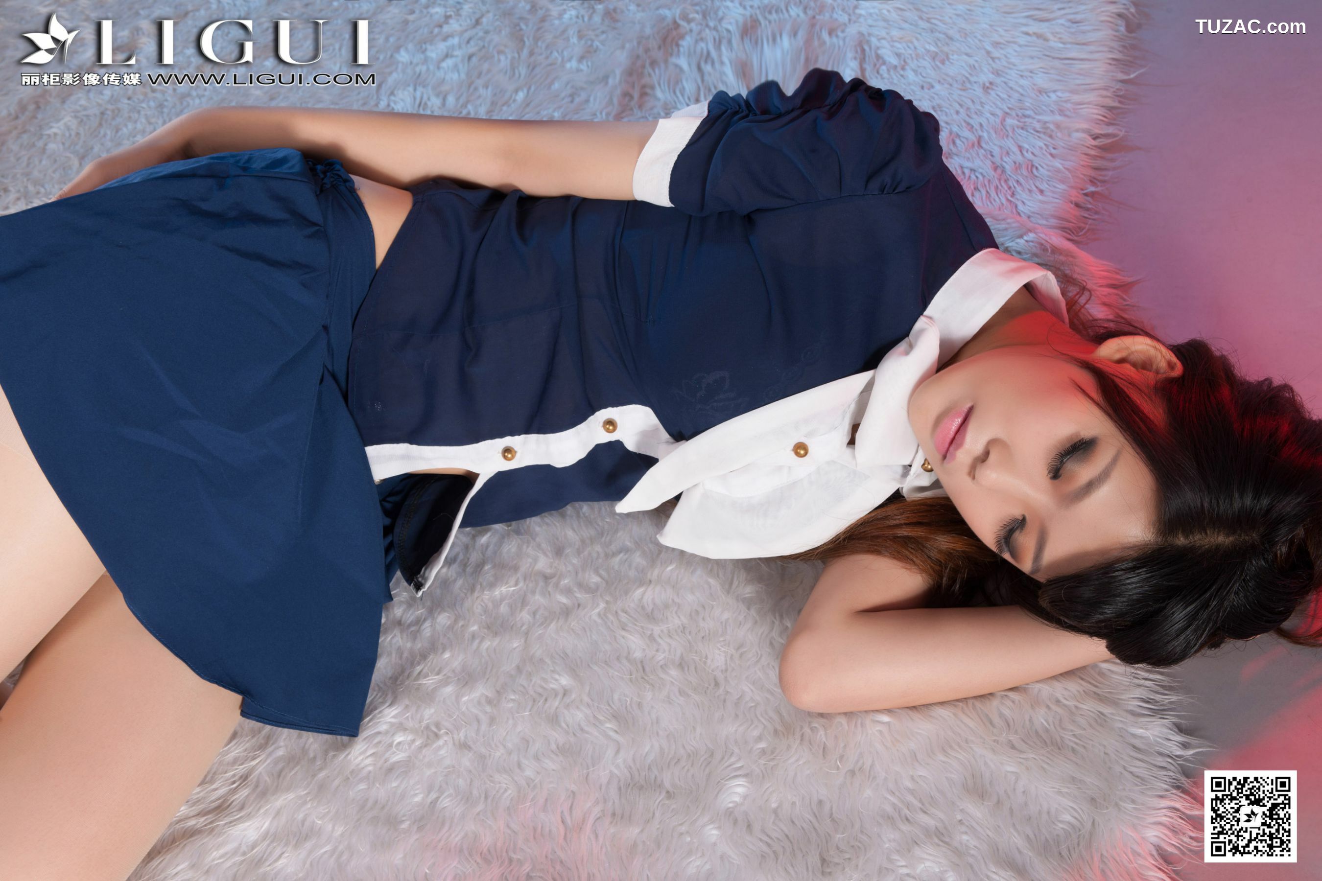 丽柜_ Model 怡萱《迷你裙丝足高跟》上下全集 美腿玉足写真图片[50P]